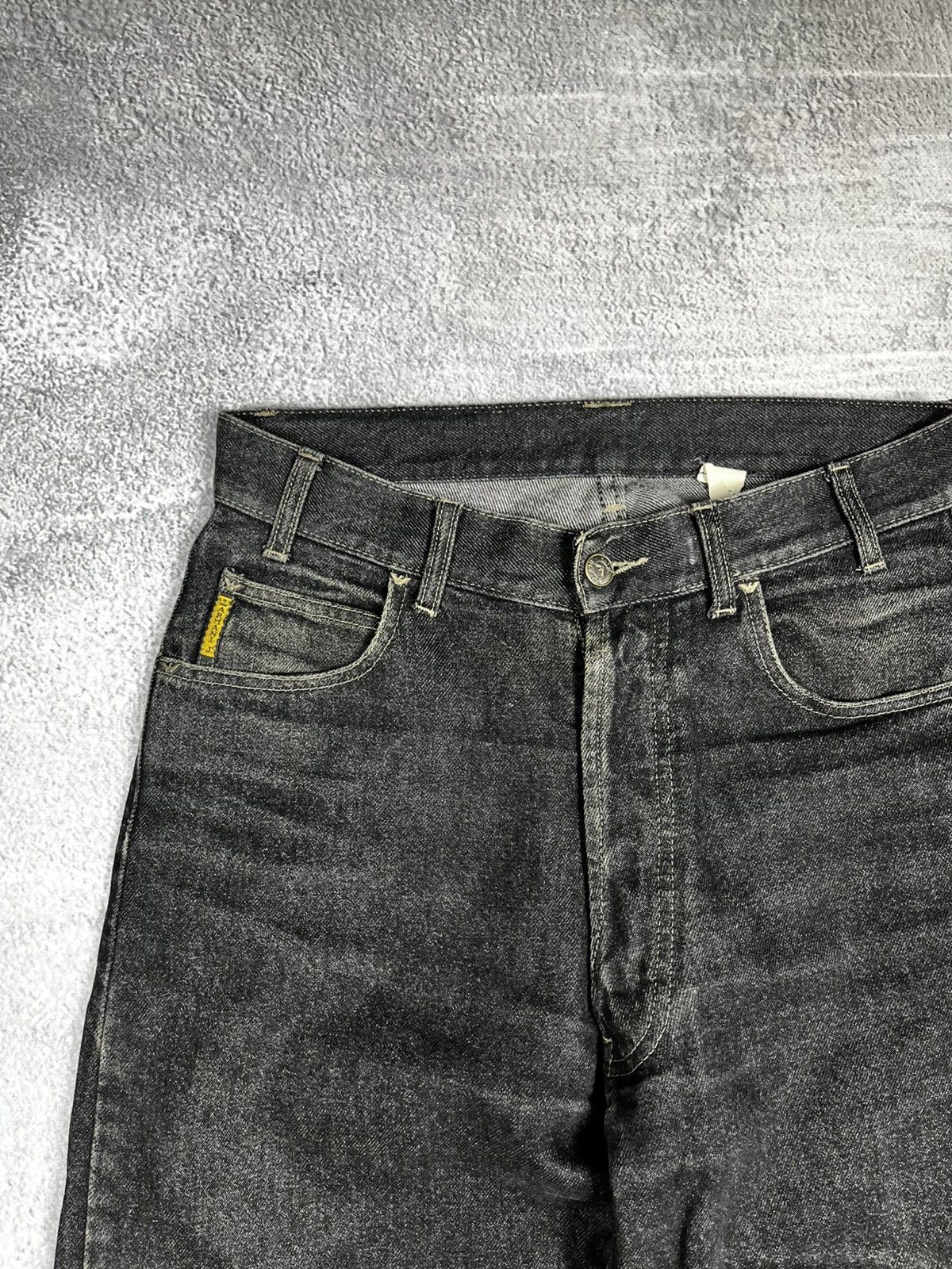 Giorgio Armani Armani denim pants vintage size 30 Size US 30 / EU 46 - 8 Thumbnail