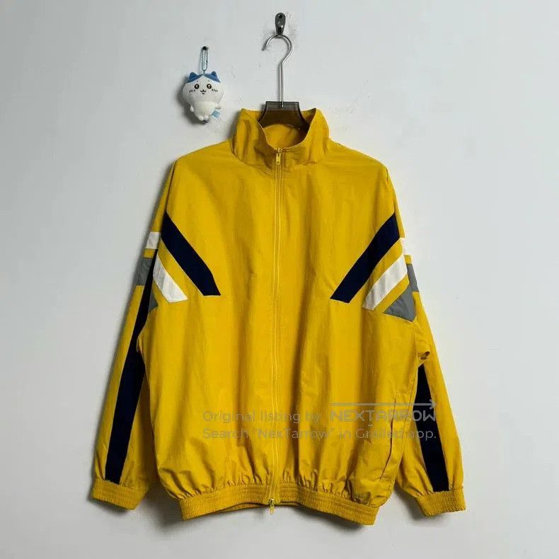 Balenciaga Balenciaga Yellow Stripe School Jacket. Size US XL / EU 56 / 4 - 1 Thumbnail