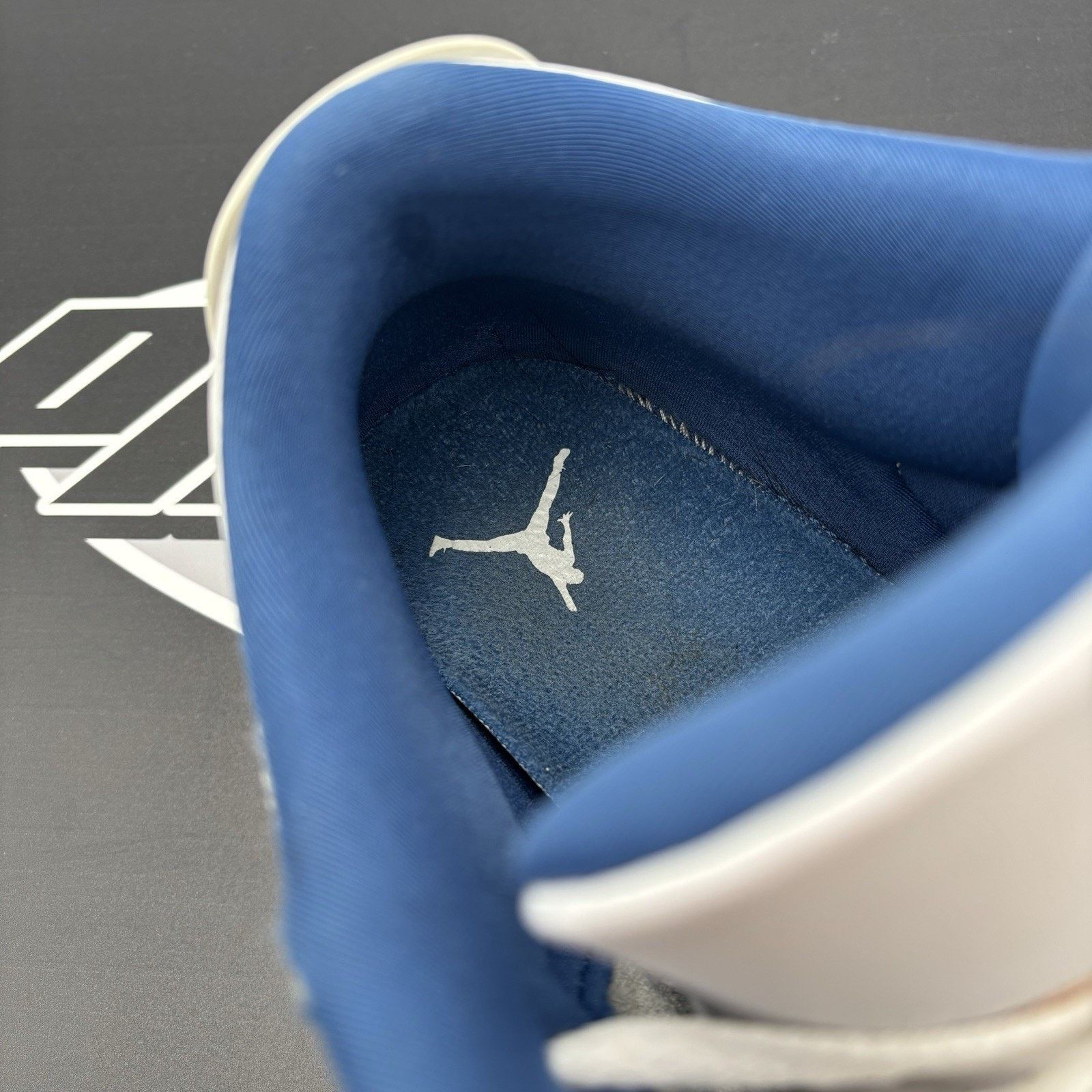 Jordan Brand Size 13 - Jordan 3 Retro Mid Washington Wizards Size US 13 / EU 46 - 17 Thumbnail