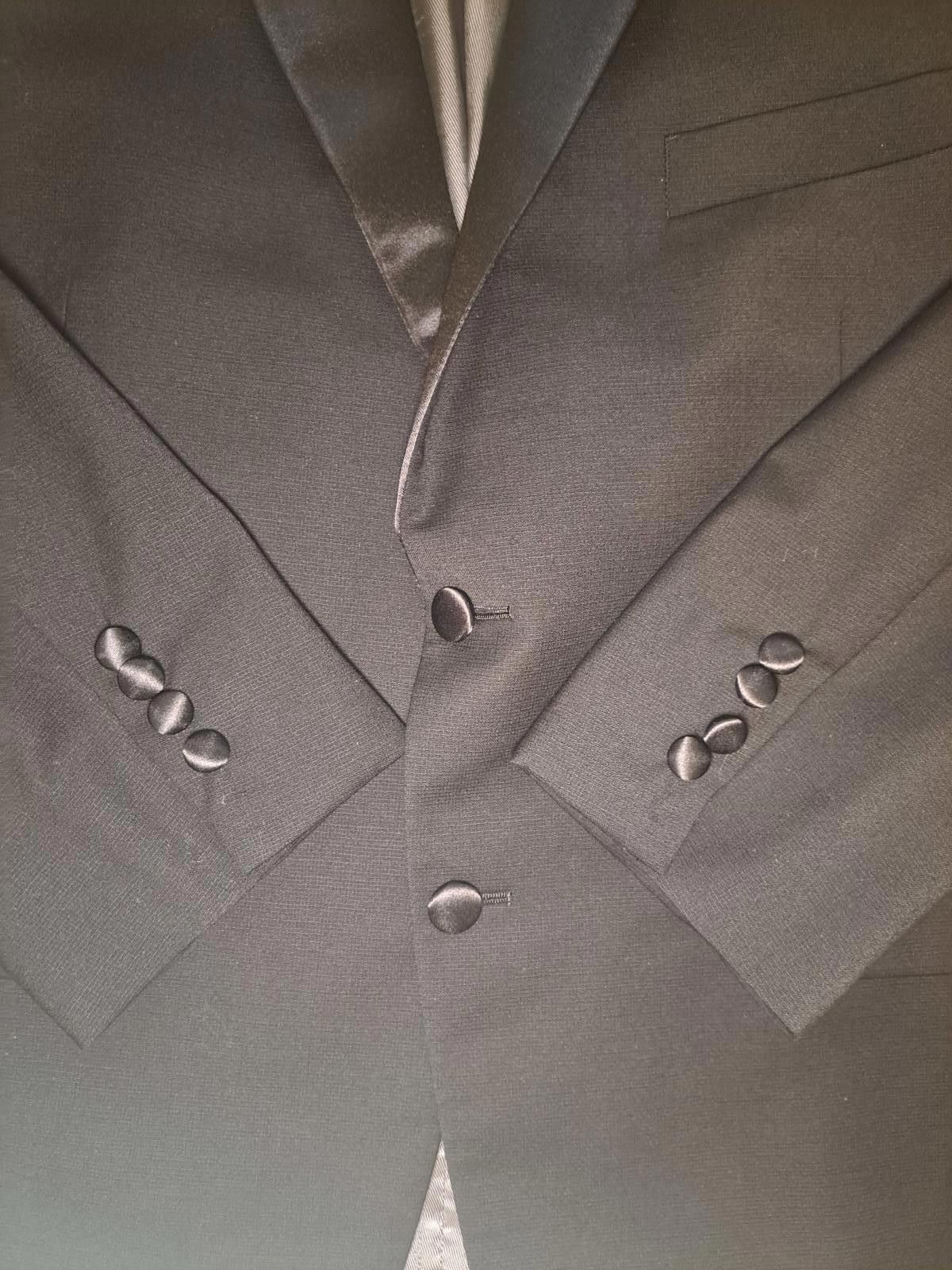 Jos. A. Bank Jos A Bank Tuxedo Jacket Mens 46S Black Wool Double Vented Size 46S - 5 Thumbnail