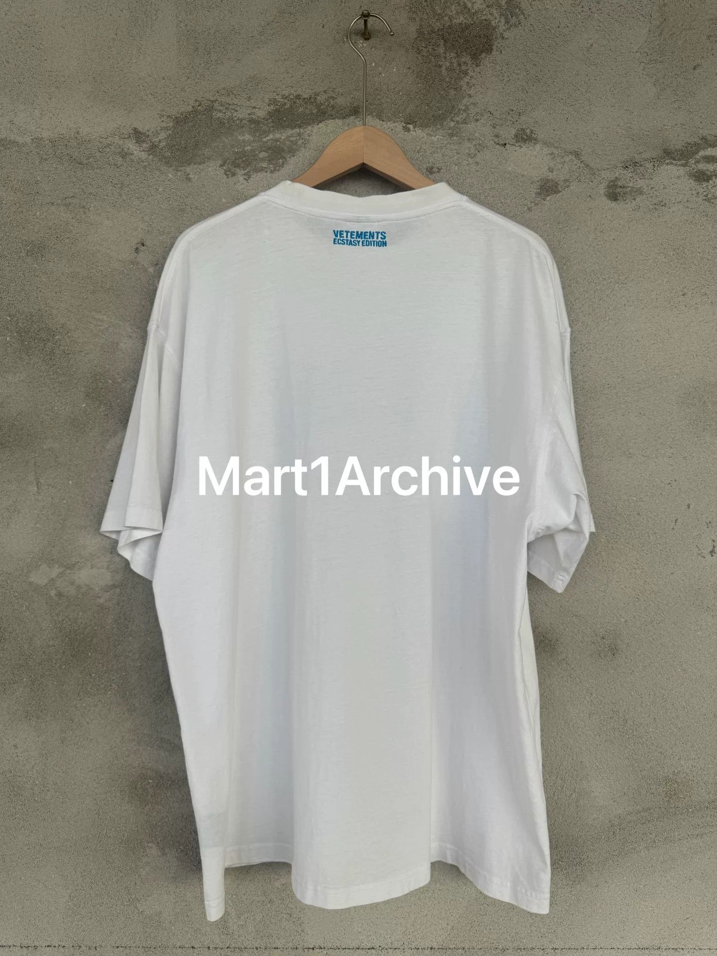 Vetements Vetements Internet Short Sleeve T-Shirt Size US XXS / EU 40 - 2 Thumbnail