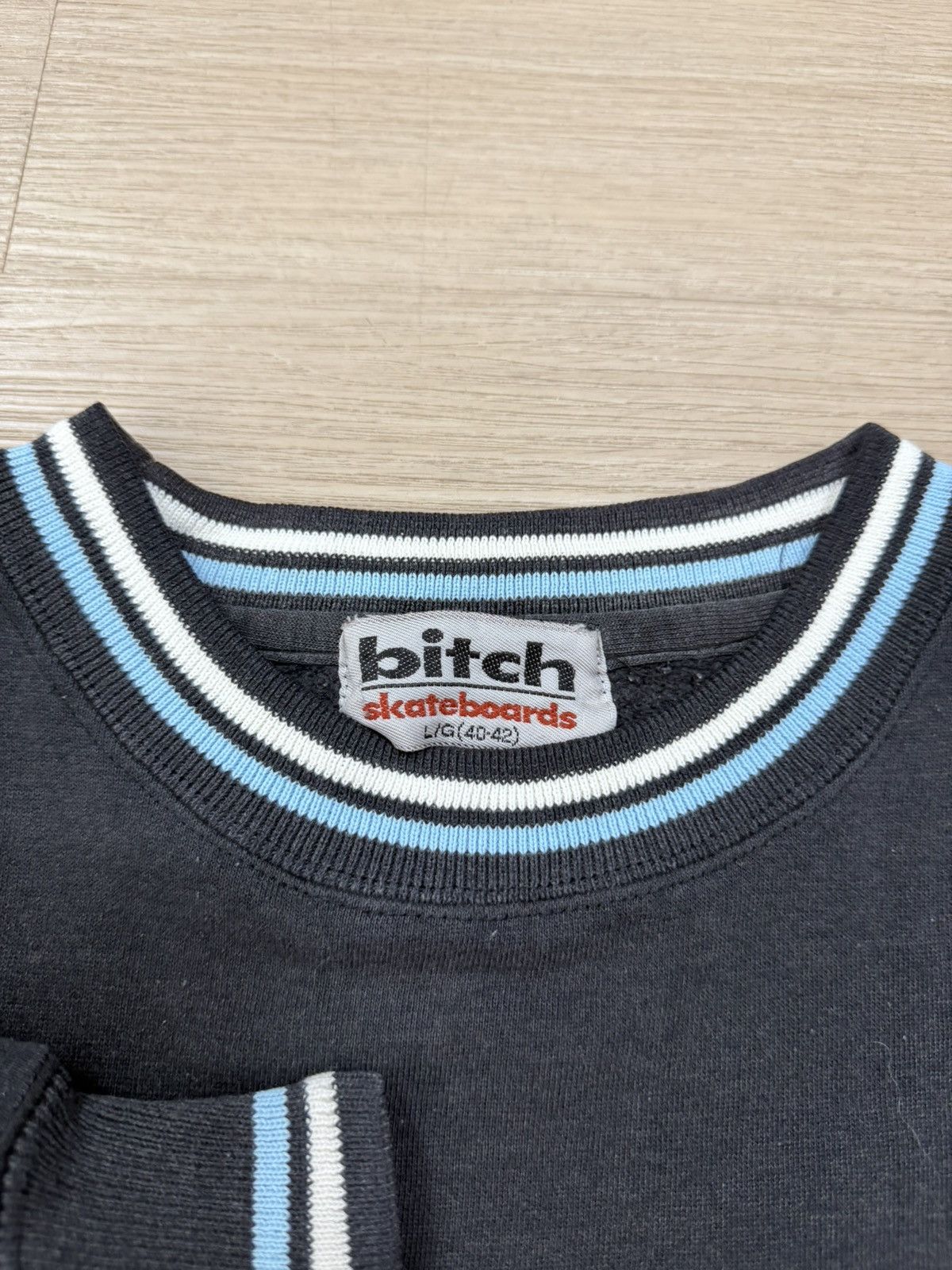Other Vintage 90s bitch skateboard tee Size US L / EU 52-54 / 3 - 4 Thumbnail