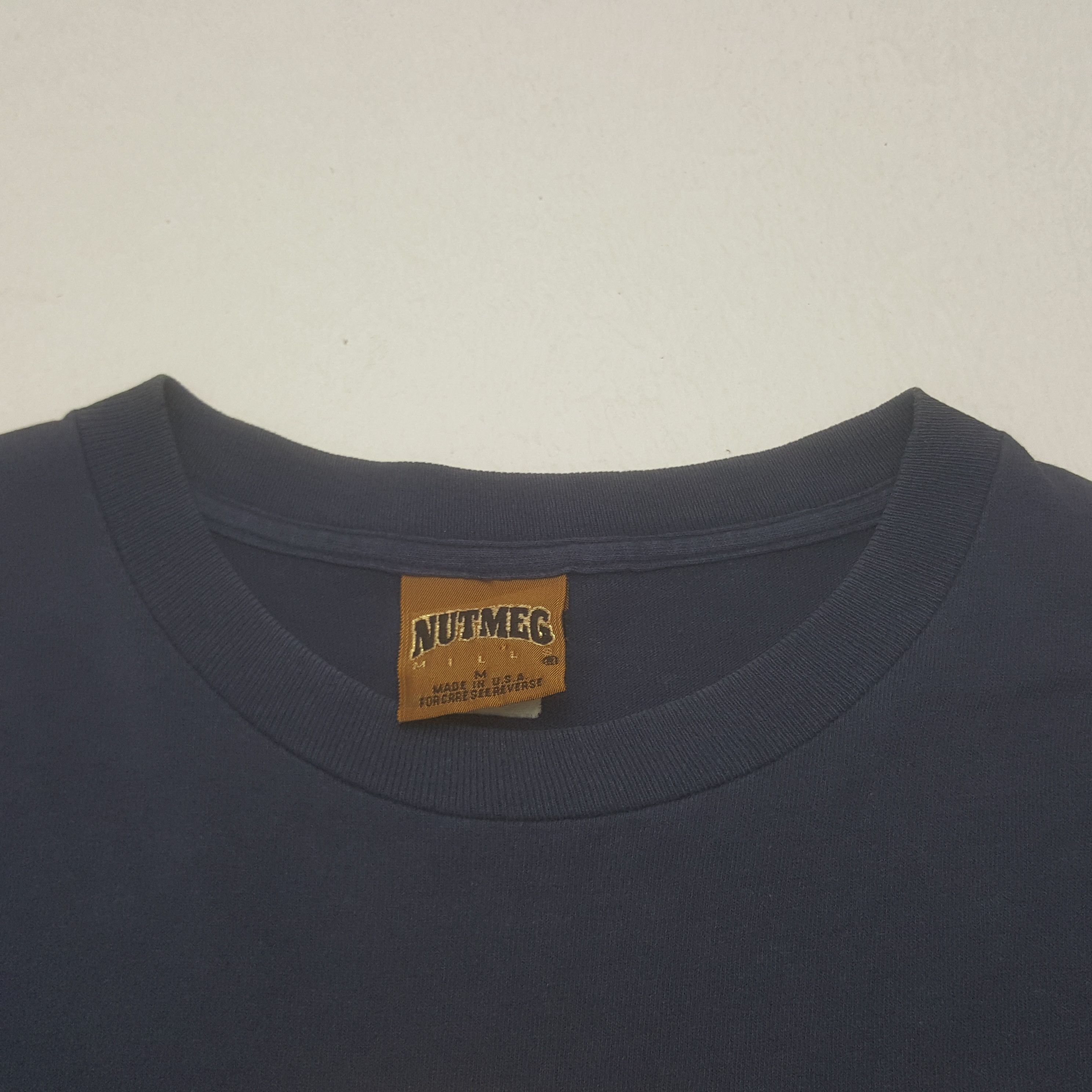 NFL × Nutmeg × Vintage Vintage 90's Notre Dame American NFL Team Tshirt Size US M / EU 48-50 / 2 - 4 Thumbnail