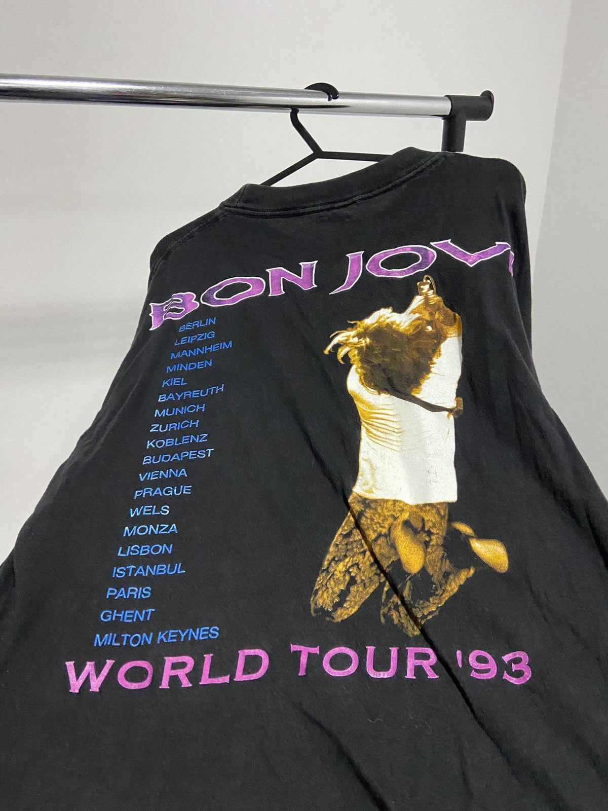 Bon Jovi × Vintage Bon Jovi T Shirt Big Print Vintage world tour '93 Size US XL / EU 56 / 4 - 4 Thumbnail