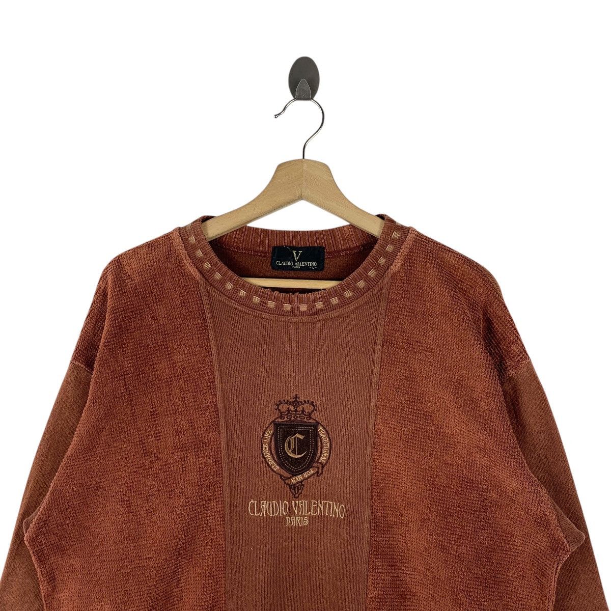 Vintage CLAUDIO VALENTINO Paris Center Logo Embroidered Sweatshirt Size US S / EU 44-46 / 1 - 3 Thumbnail