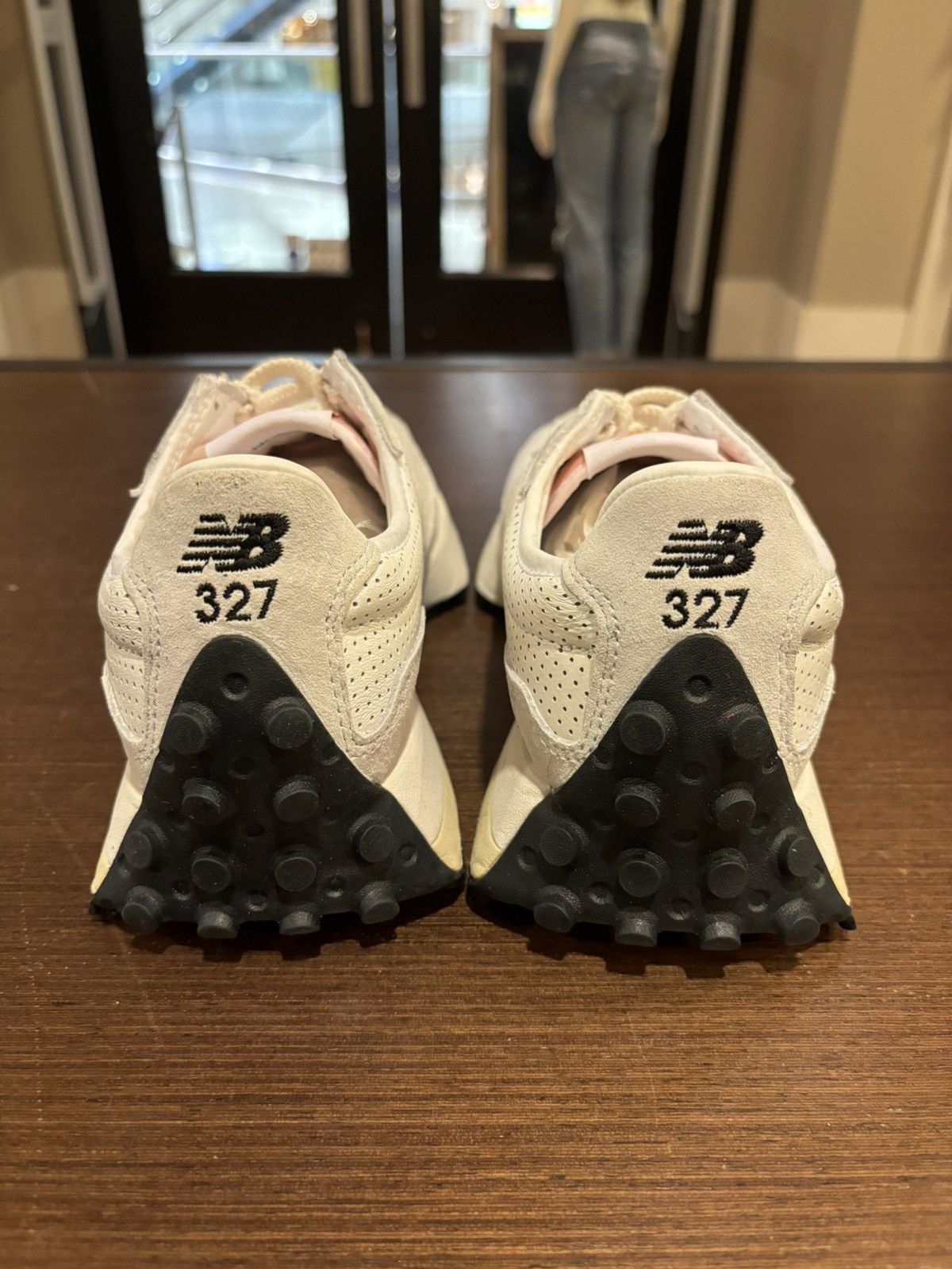 New Balance New Balance 327 ‘Casablanca Black Pink’ Size US 7.5 / EU 40-41 - 6 Thumbnail