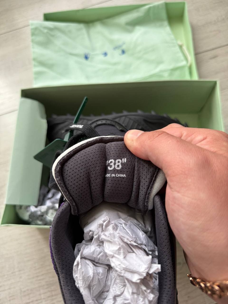 Off-White OFF WHITE ODSY 1000 BLACK PURPLE Size US 8 / IT 38 - 6 Thumbnail