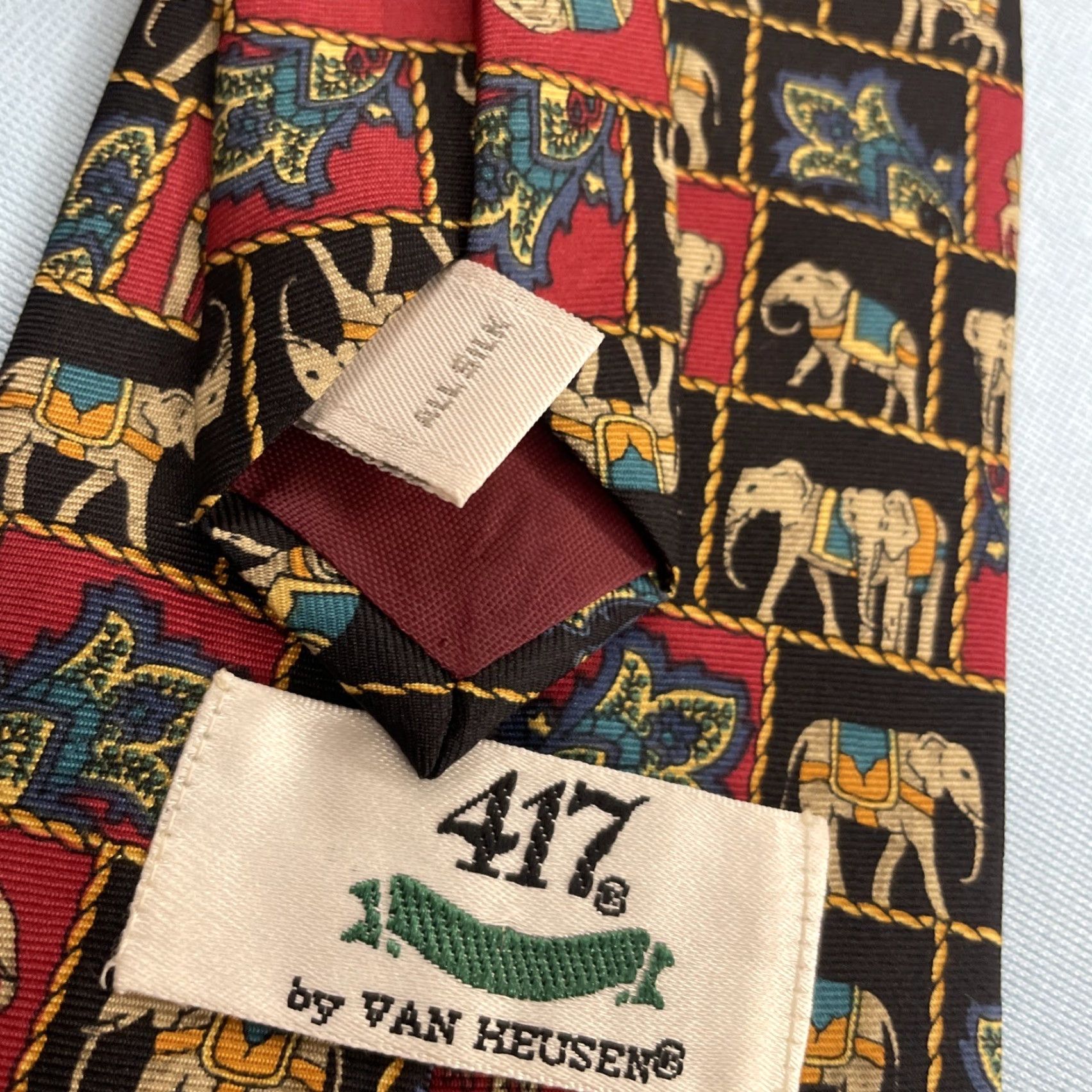 Van Heusen VINTAGE Van Heusen Tie Elephant Paisley Silk Tie vtg 90s Check Red Black Gold USA Men Size ONE SIZE - 3 Thumbnail