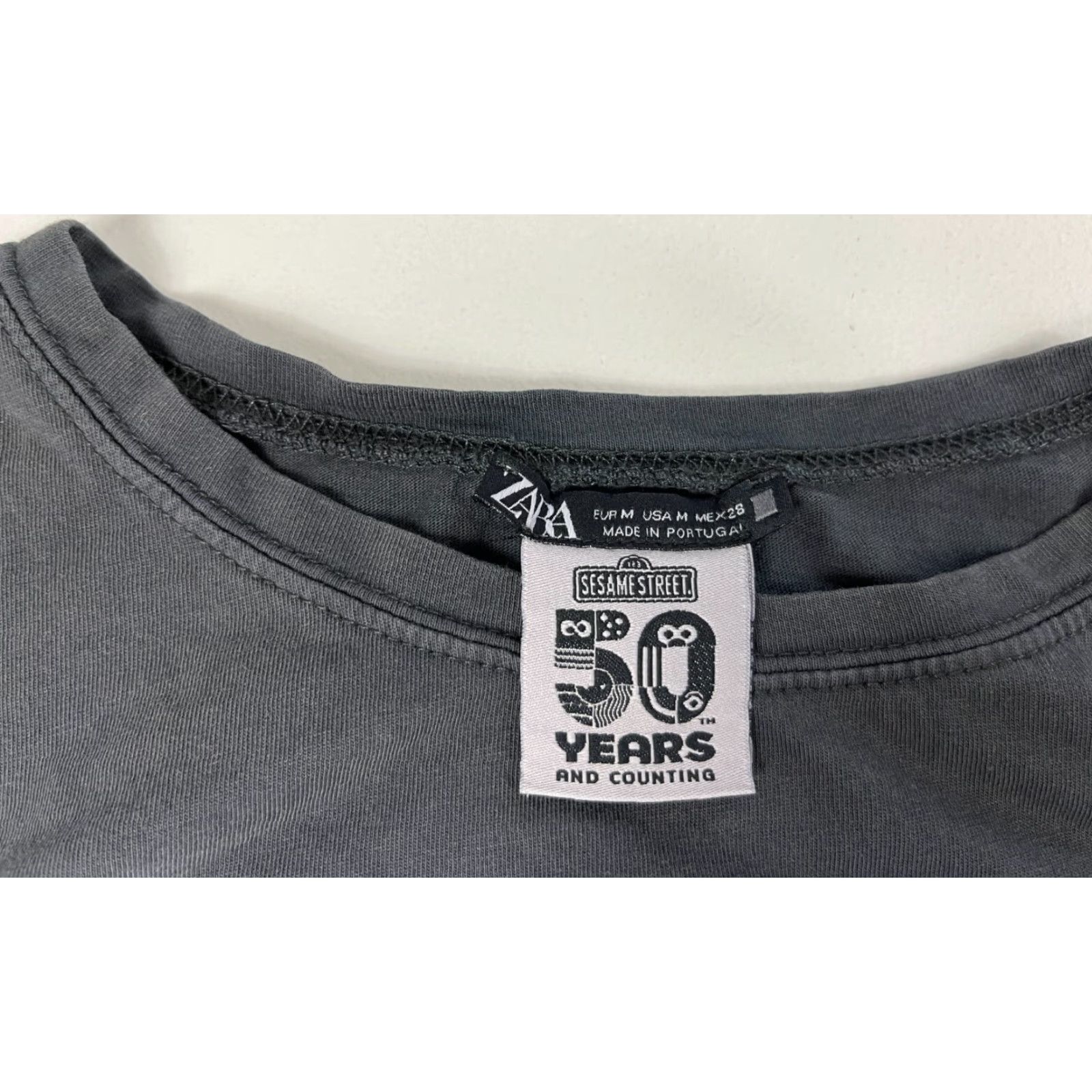 Zara ZARA Sesame Street 50 Years and Counting T-shirt Sz M Women’s Shirt XS? Size M / US 6-8 / IT 42-44 - 5 Thumbnail