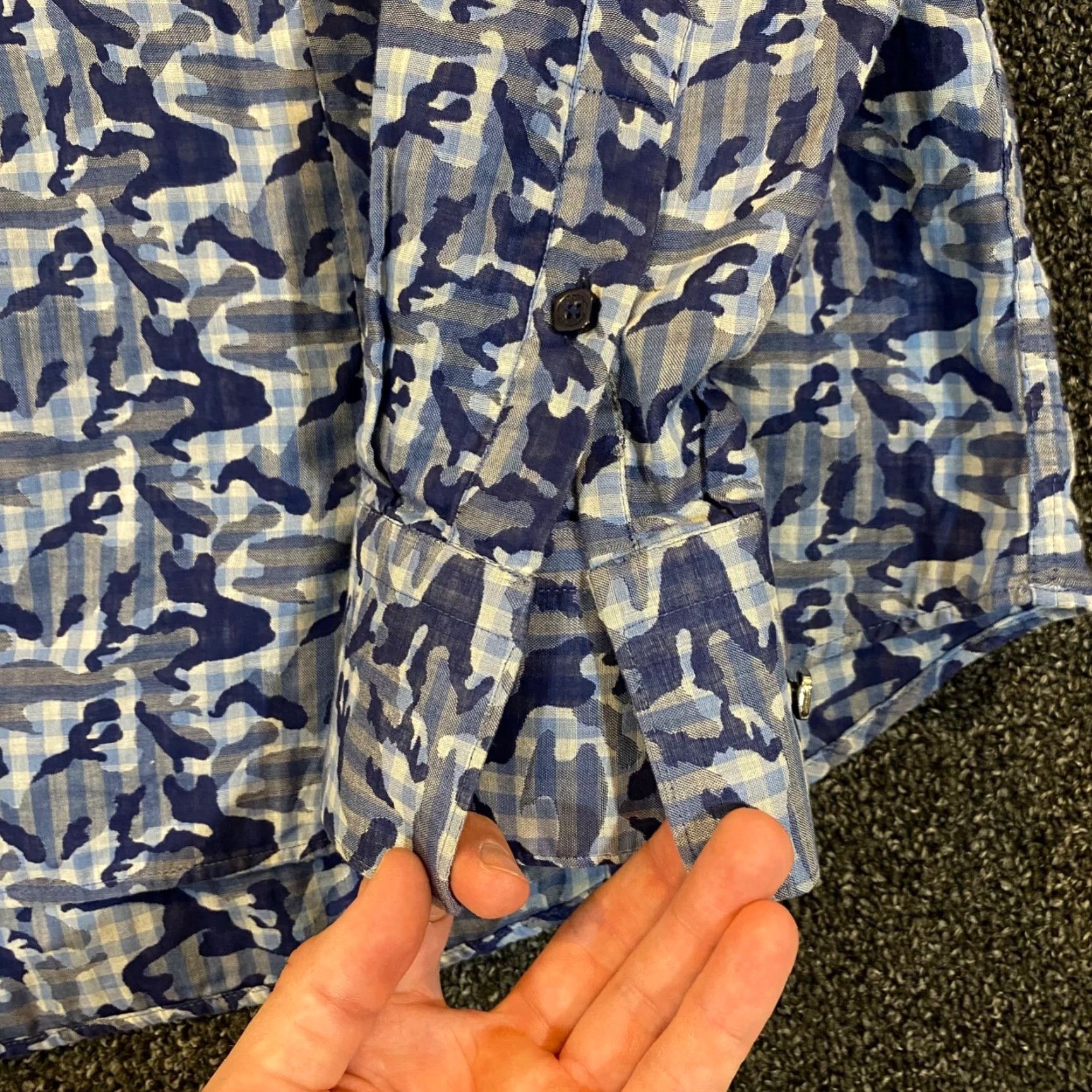 Vintage Bogosse Shirt Mens 3XL Blue Camo Long Sleeve Button-Up Top with French Cuff, Button Up, Casual Formal Workwear Size US XXL / EU 58 / 5 - 4 Thumbnail