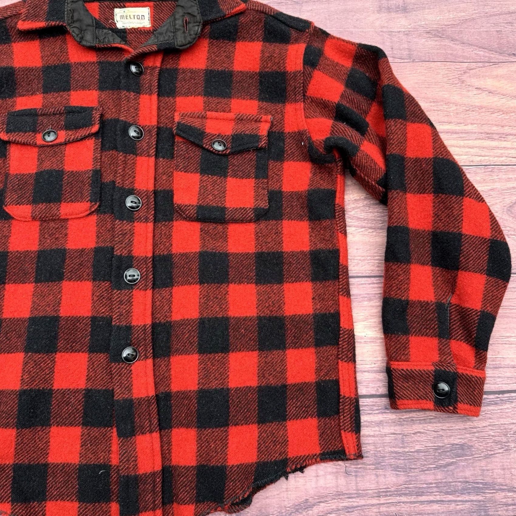 Vintage VINTAGE Melton Wool Plaid Shirt Mens 100% Wool Button-Up Collar Long Sleeve 80s 90s Outdoor Pockets Shadow Red Size US XXL / EU 58 / 5 - 3 Thumbnail
