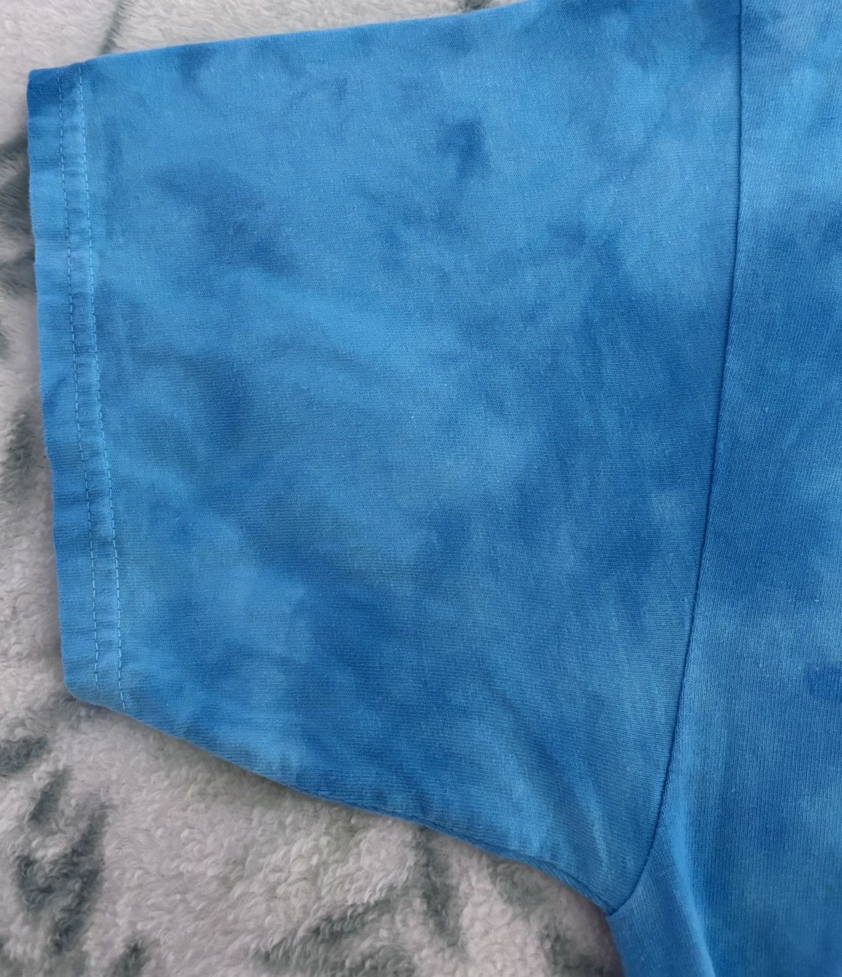 Liquid Blue 2008 Y2K Liquid Blue Ocean Reef Tie-Dye T-Shirt Size L Size US L / EU 52-54 / 3 - 7 Thumbnail