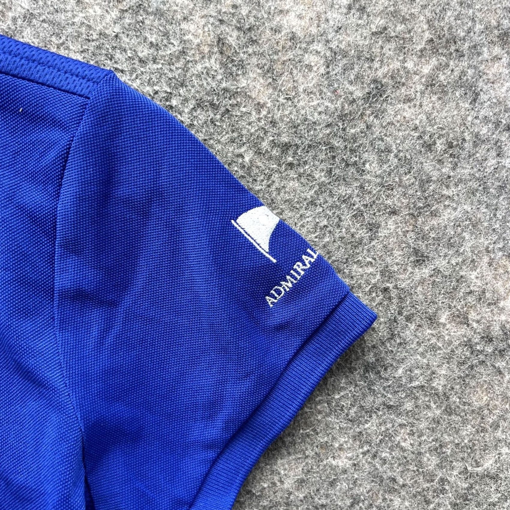 Ralph Lauren Ralph Lauren Polo Shirt Women XS Blue Solid Short Sleeve Collared Button Polo Fashion Size XS / US 0-2 / IT 36-38 - 5 Thumbnail