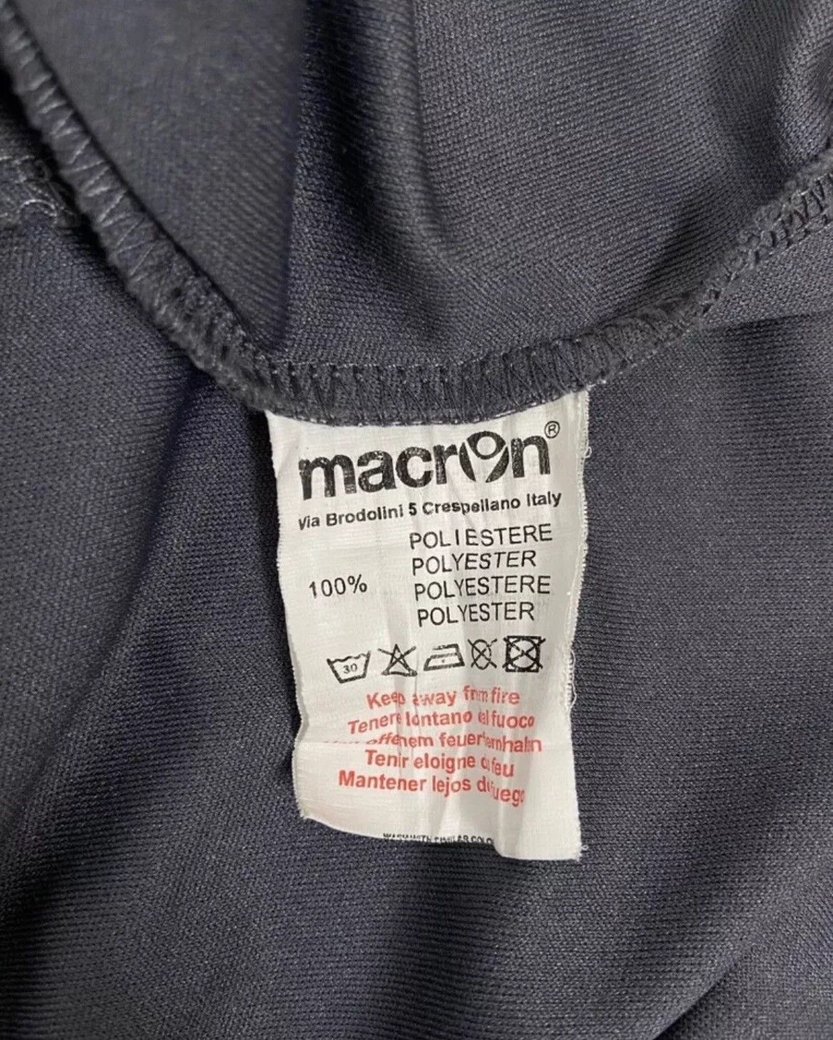 Vintage AZ Alkmaar FC 2012/2013 Away Jersey Macron Size M Size US M / EU 48-50 / 2 - 11 Thumbnail