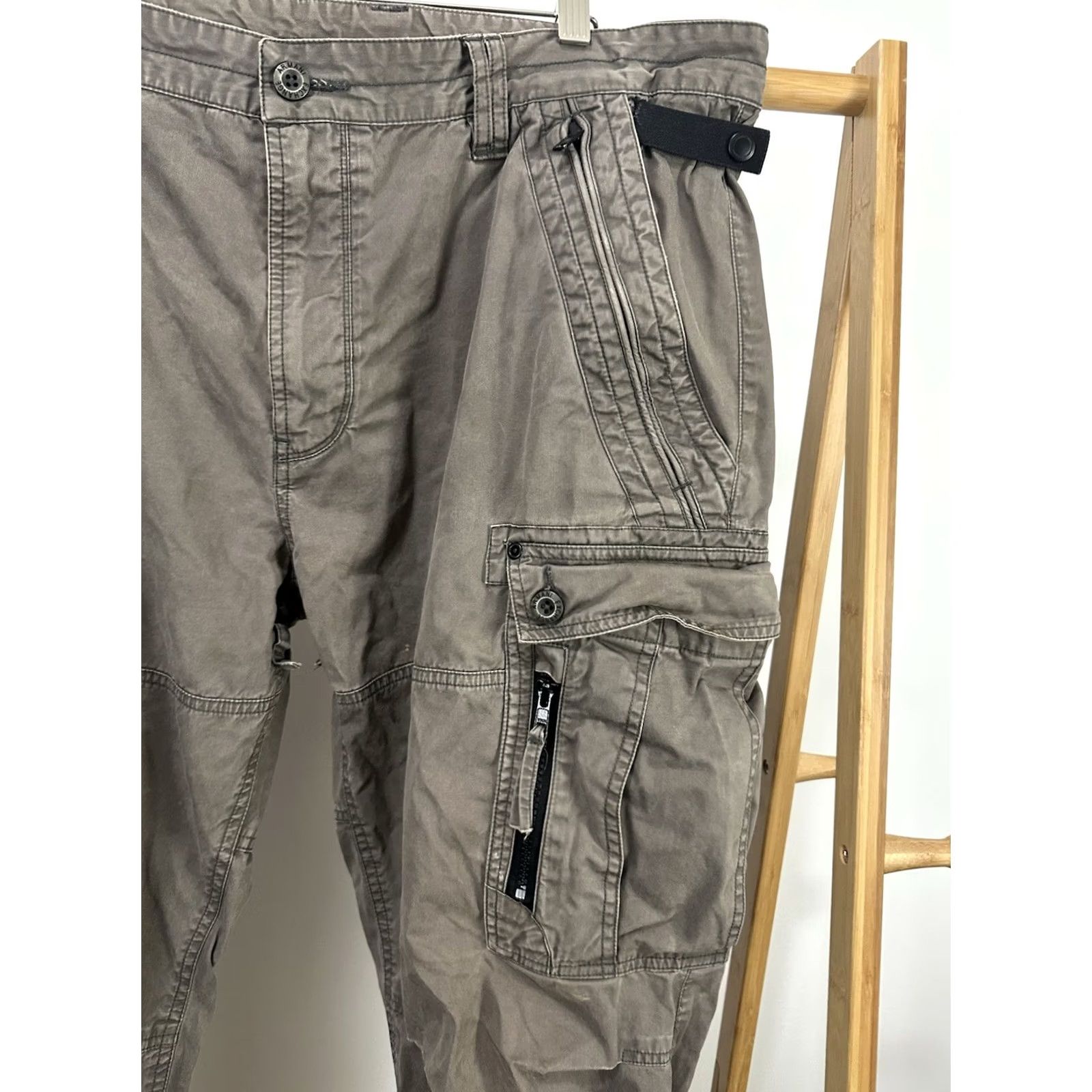 Armani Exchange Armani Exchange Men’s Cargo Zip Pocket Utility Tactical Streetwear Pants 40 Khaki Military Combat Distressing String 30 Inseam Men Size US 40 / EU 56 - 6 Thumbnail