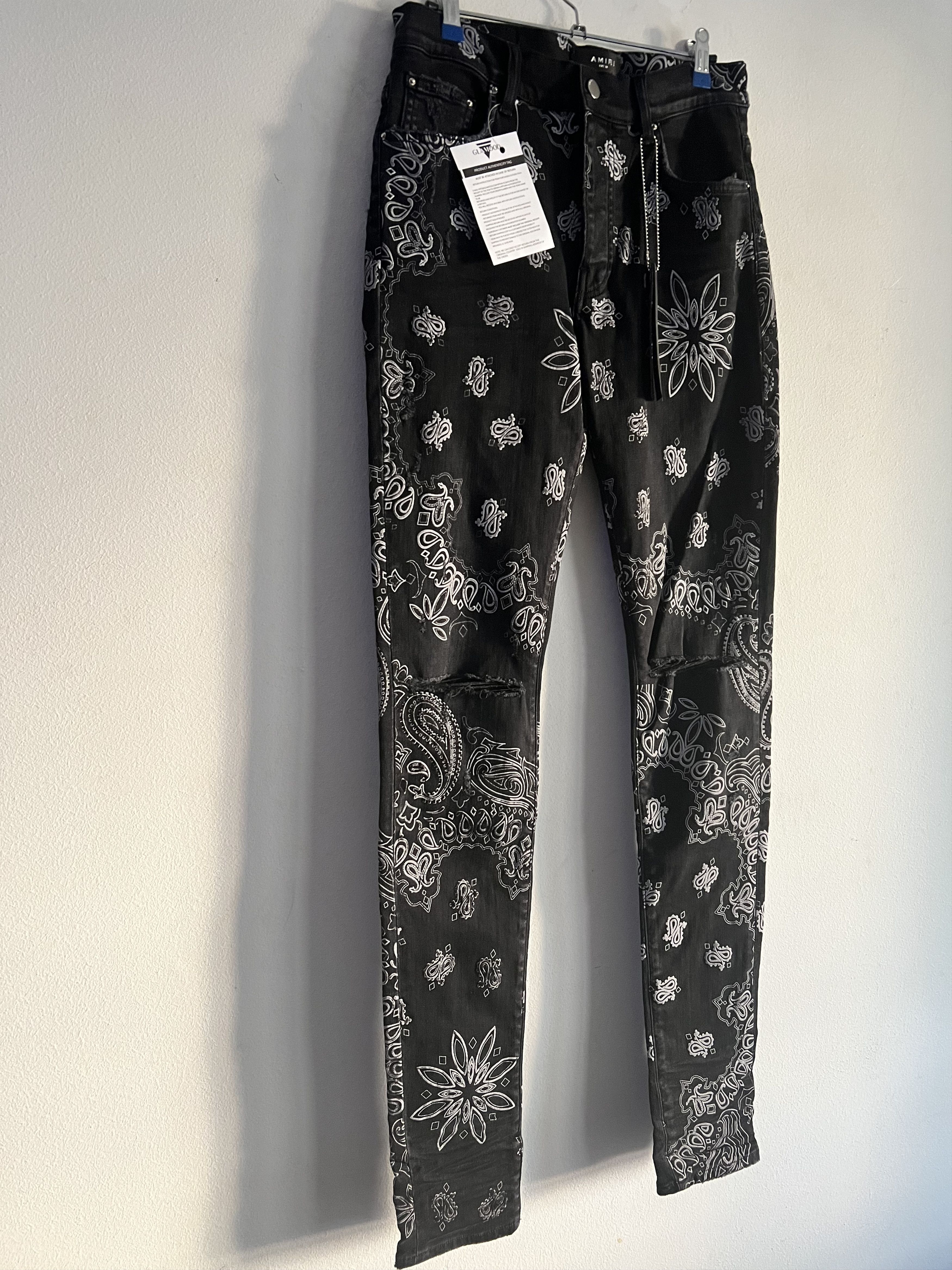 Amiri BNWT Black Flocked Paisley Bandana Size US 32 / EU 48 - 3 Thumbnail