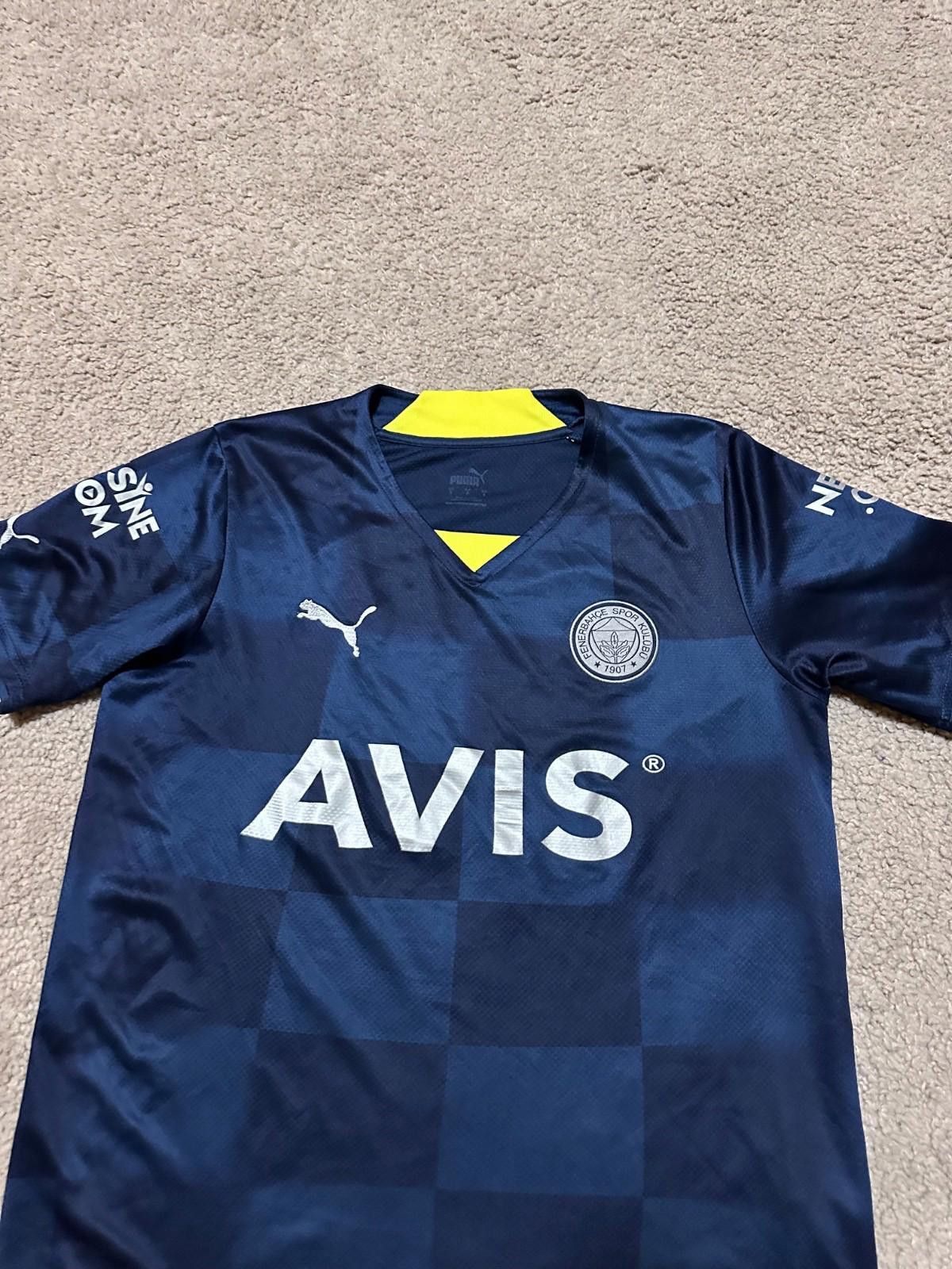Puma FENERBAHCE TURKEY 2022/23 THIRD FOOTBALL SHIRT SOCCER JERSEY Size US S / EU 44-46 / 1 - 3 Thumbnail
