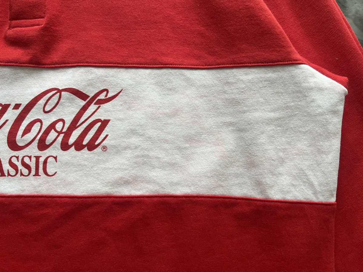 Coca Cola CoCa CoLa : GU Collab Center Logo Red Size US L / EU 52-54 / 3 - 6 Thumbnail