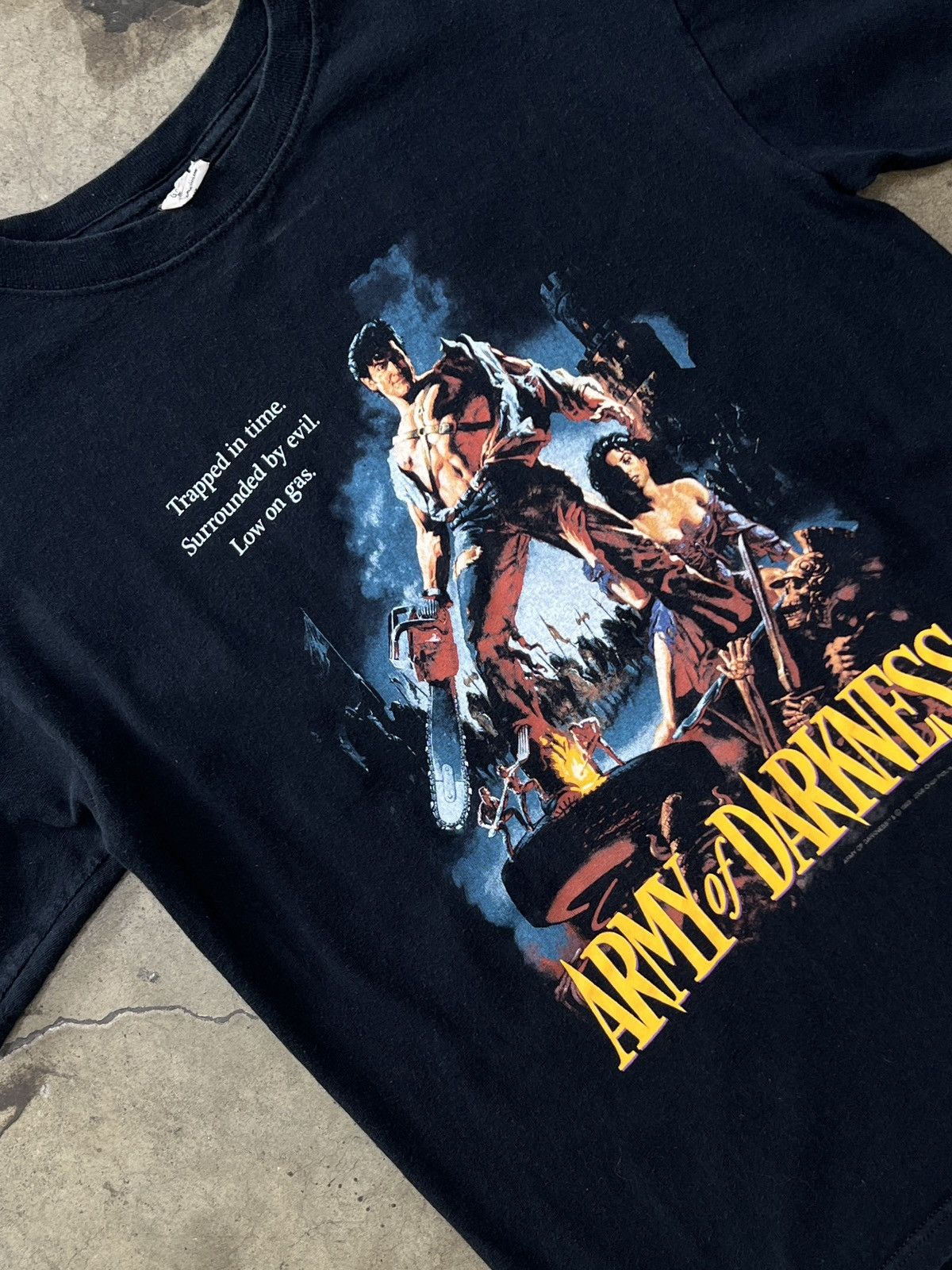 Vintage Vintage 2000s Army of Darkness Movie Promo Tee Medium Anvil Size US M / EU 48-50 / 2 - 1 Thumbnail
