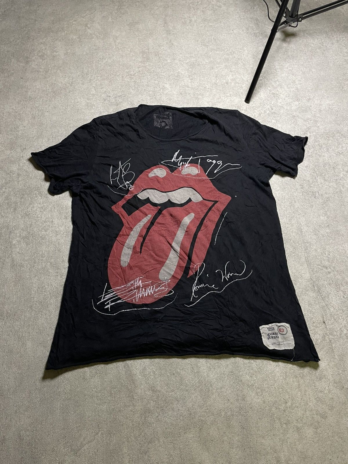 If Six Was Nine Rolling Stones Vintage Tour Tee – Autograph Graphic Size US L / EU 52-54 / 3 - 13 Thumbnail