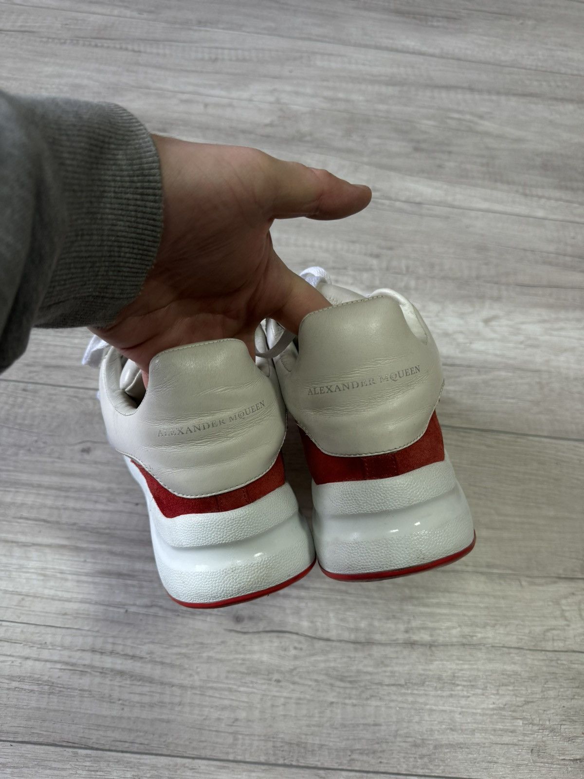 Alexander McQueen Alexander McQueen Runner Sneakers Size 41 Size US 8 / EU 41 - 4 Thumbnail