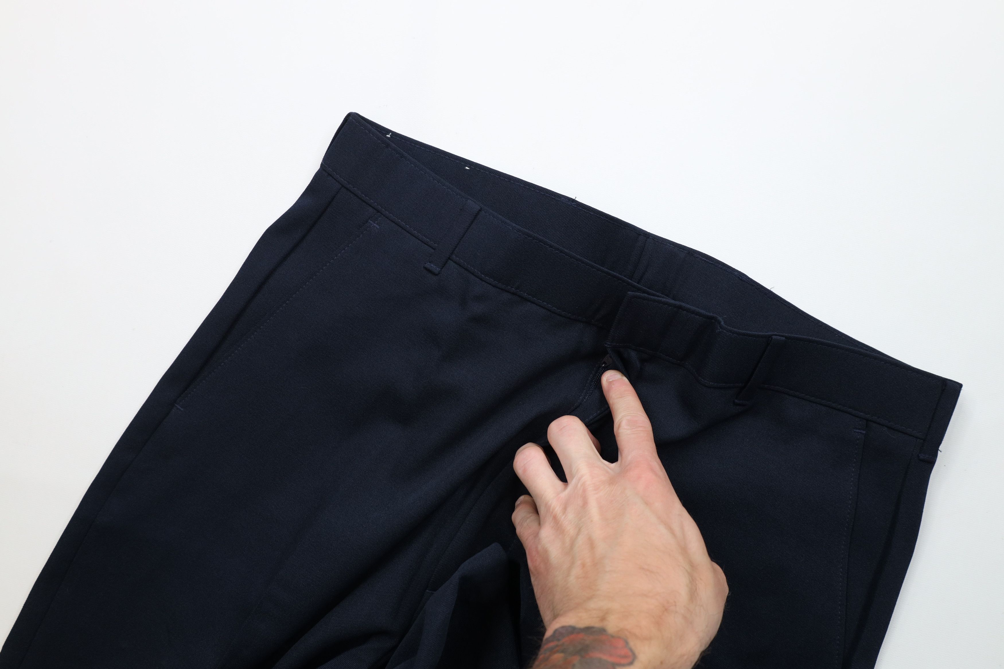 Levi's Deadstock Vintage 90s Levis Wide Leg Chino Pants Navy Blue Size US 36 / EU 52 - 6 Thumbnail
