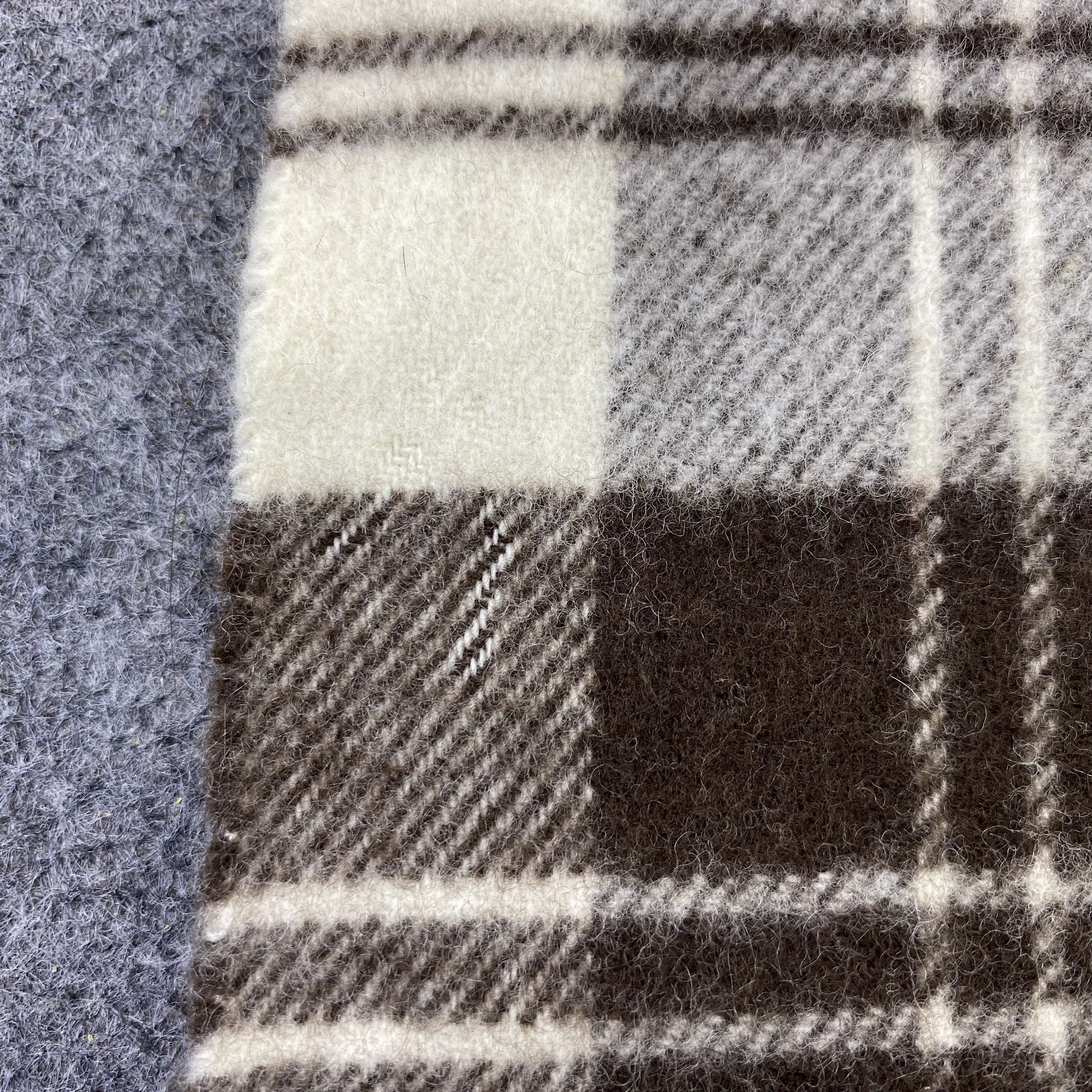 Johnstons Of Elgin × Vintage Johnstons Muffler Scarf / Neckwear - T1541 Size ONE SIZE - 8 Thumbnail