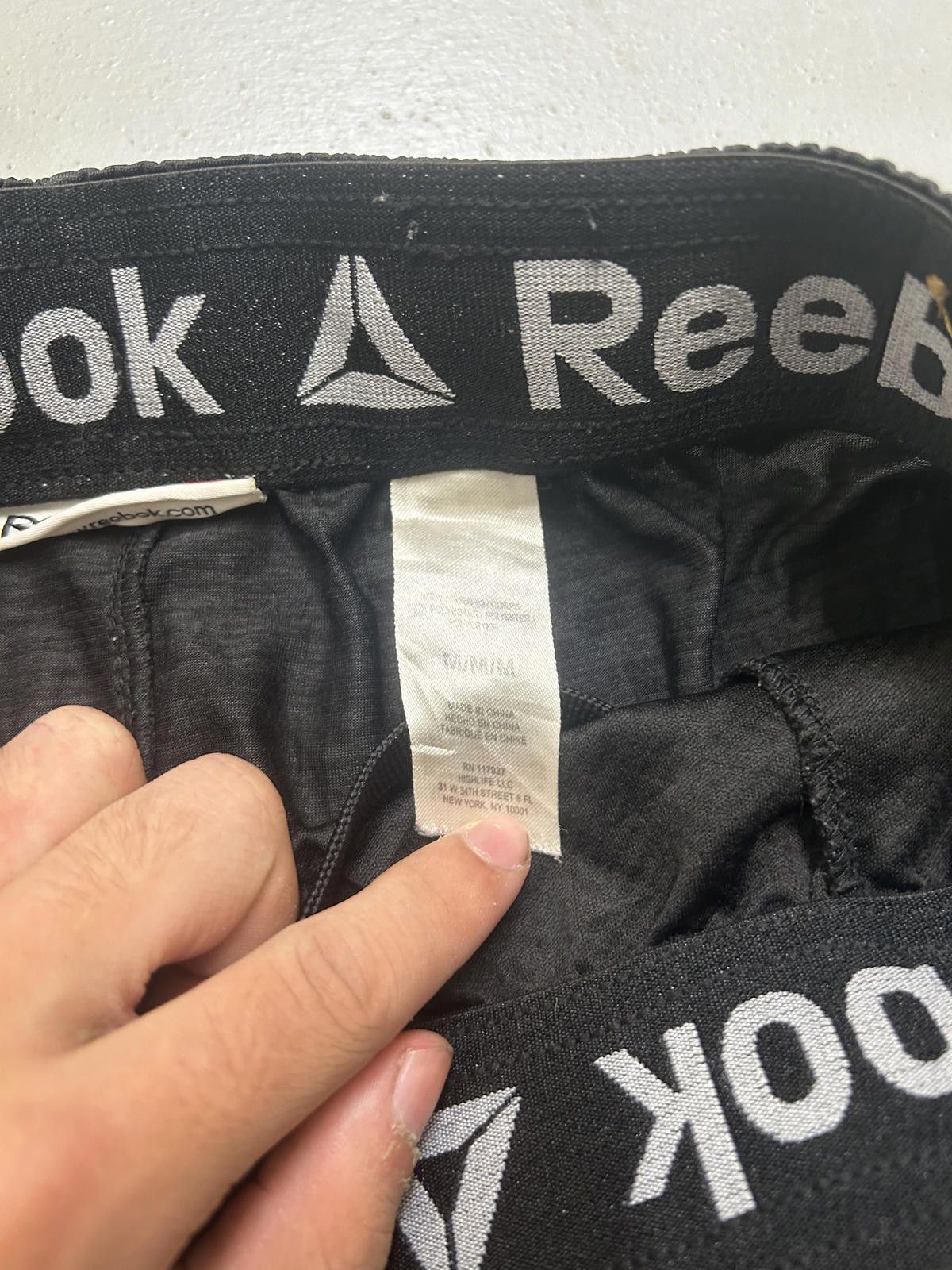 Reebok Reebok Men's Black Sports Shorts Size US 32 / EU 48 - 3 Thumbnail