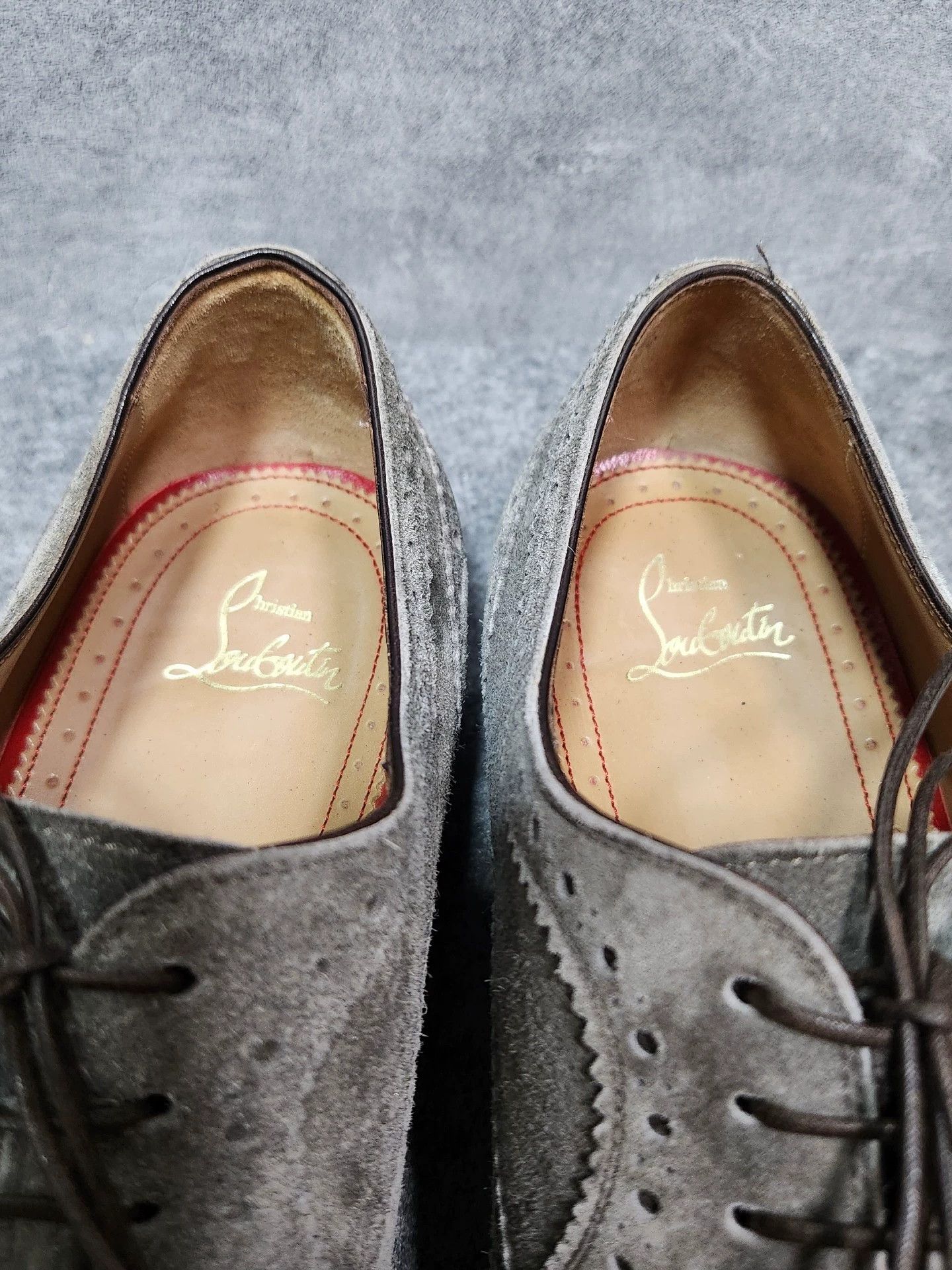 Christian Louboutin Christian Louboutin grey calfskin suedecasual with red sole Size US 9.5 / EU 42-43 - 3 Thumbnail
