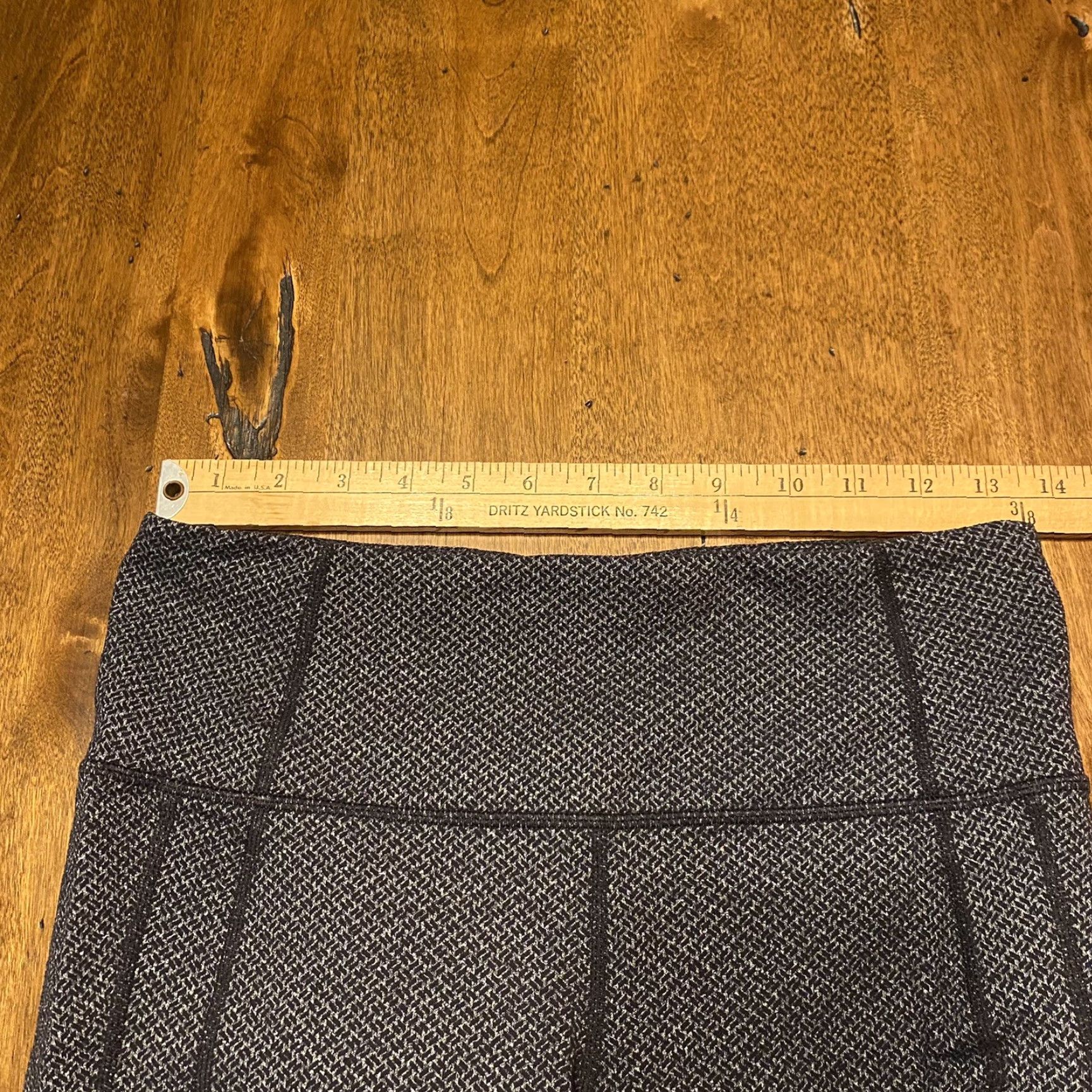Athleta Athleta Leggings Womens M Gray Black High Waist Cropped Criss Cross Power Up Cross Outdoor Sport Size 32" / US 10 / IT 46 - 6 Thumbnail