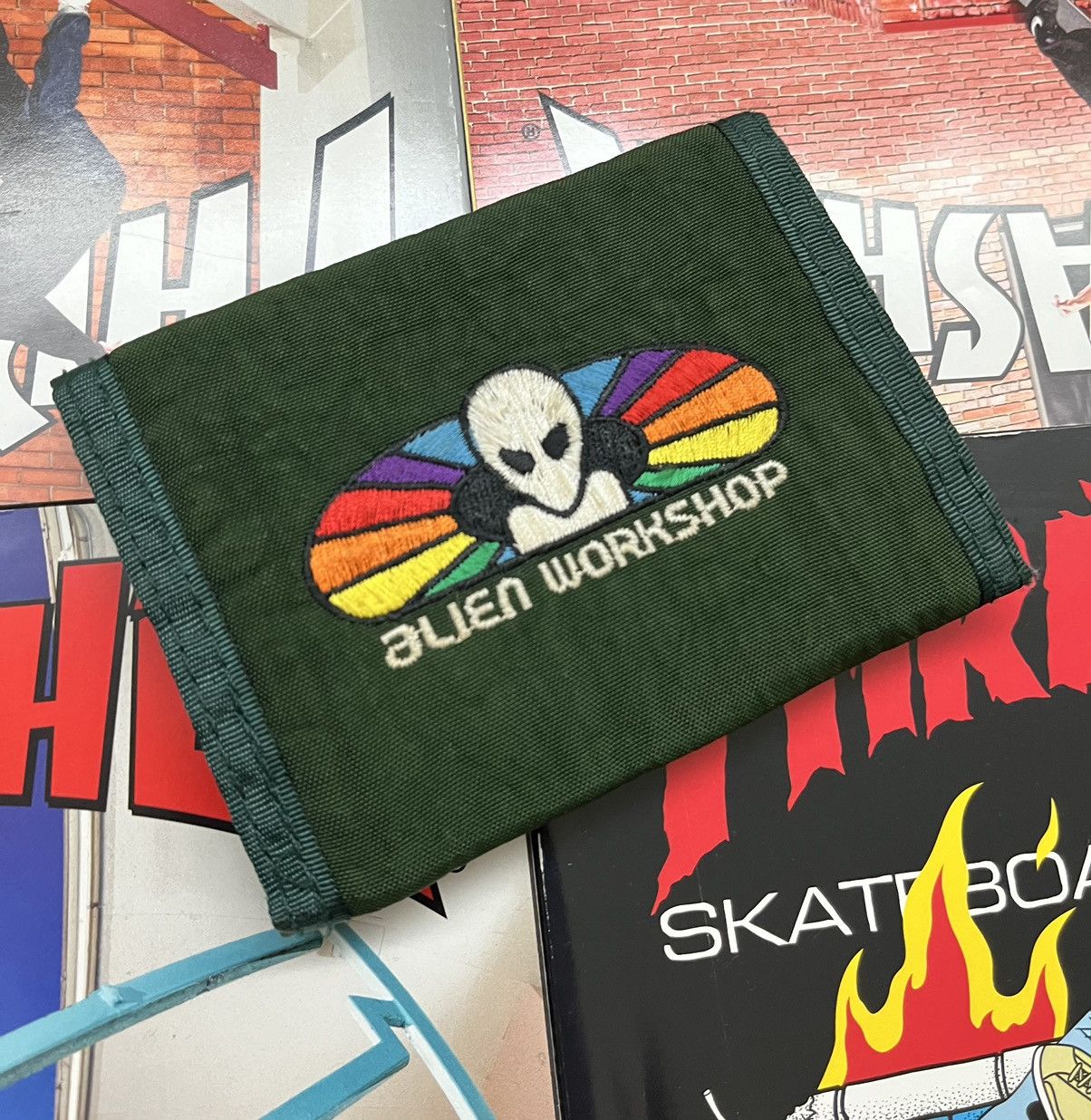 Alien Workshop × Streetwear × Vintage Vintage alien workshop wallet ...