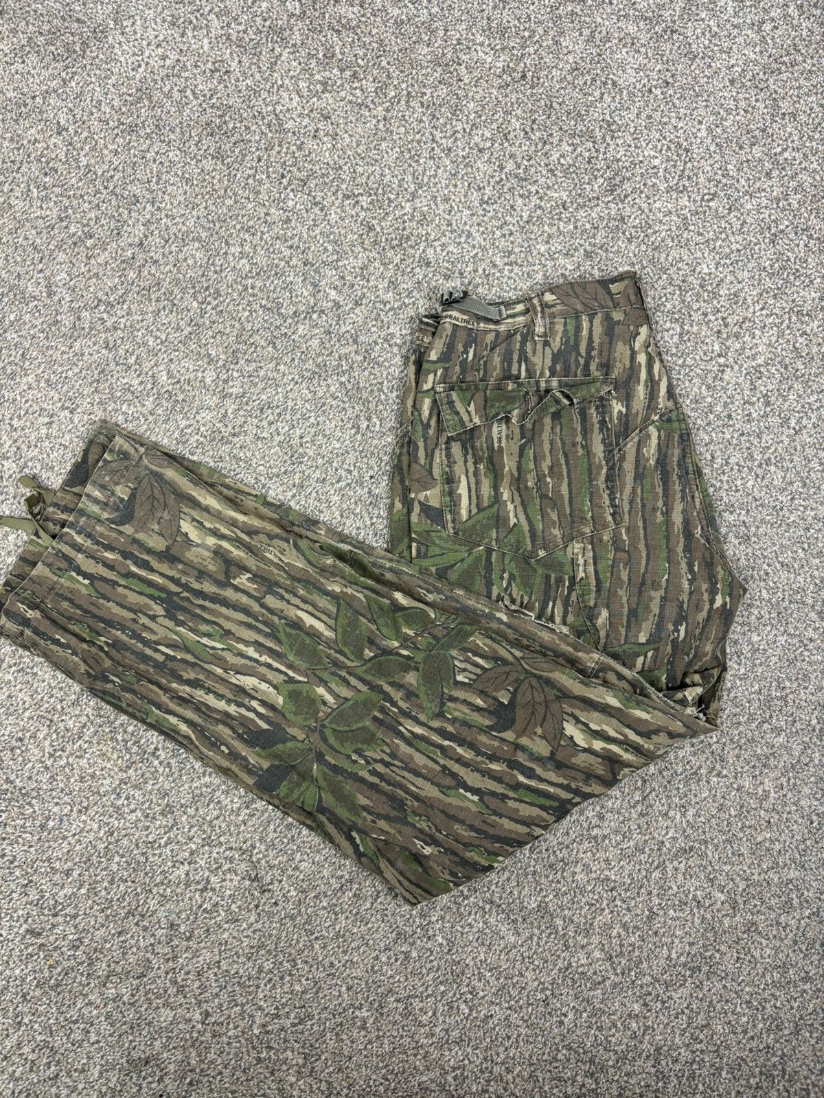 Vintage Vintage camo realtree cargo pantsl Size US 34 / EU 50 - 1 Thumbnail