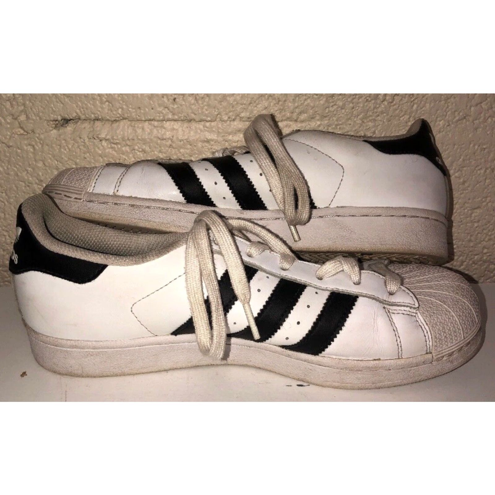 Adidas VINTAGE ADIDAS Originals Classic Superstar Shoes Men Adult 8 White-Black Shell Toe Athletic Mens Shoes Size US 8 / EU 41 - 4 Thumbnail