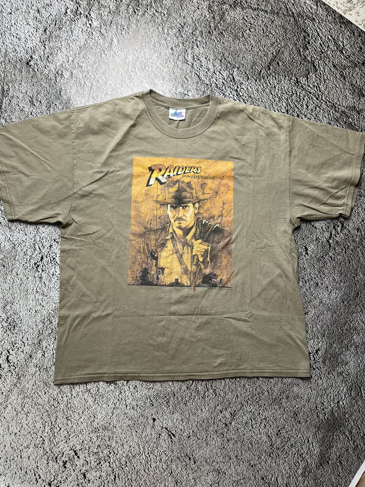 Disney 2001 Indiana Jones raiders of the lost ark lucasfilm tee Size US XL / EU 56 / 4 - 1 Thumbnail