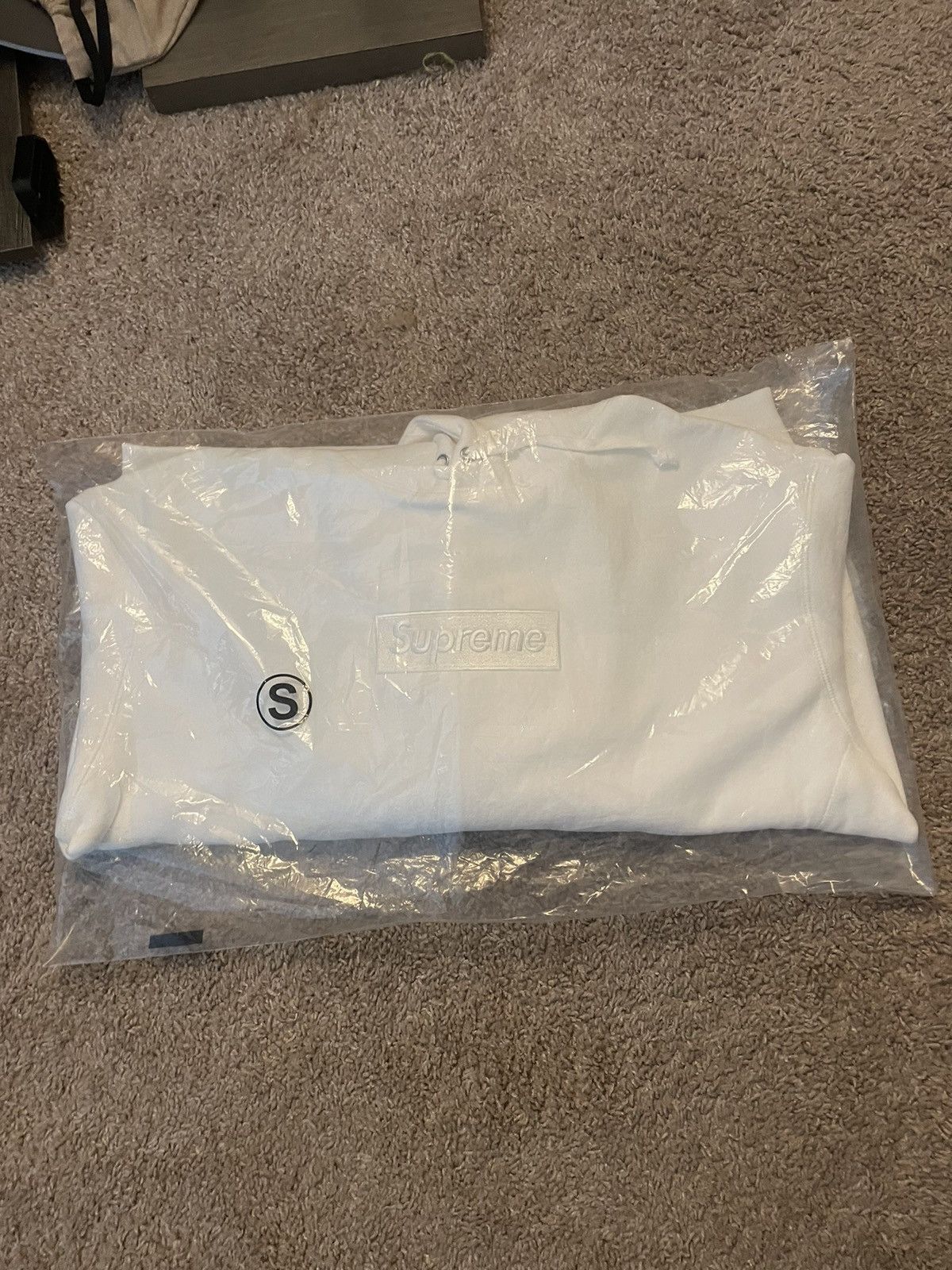 Supreme Supreme Box Logo Hoodie White Size US S / EU 44-46 / 1 - 2 Thumbnail