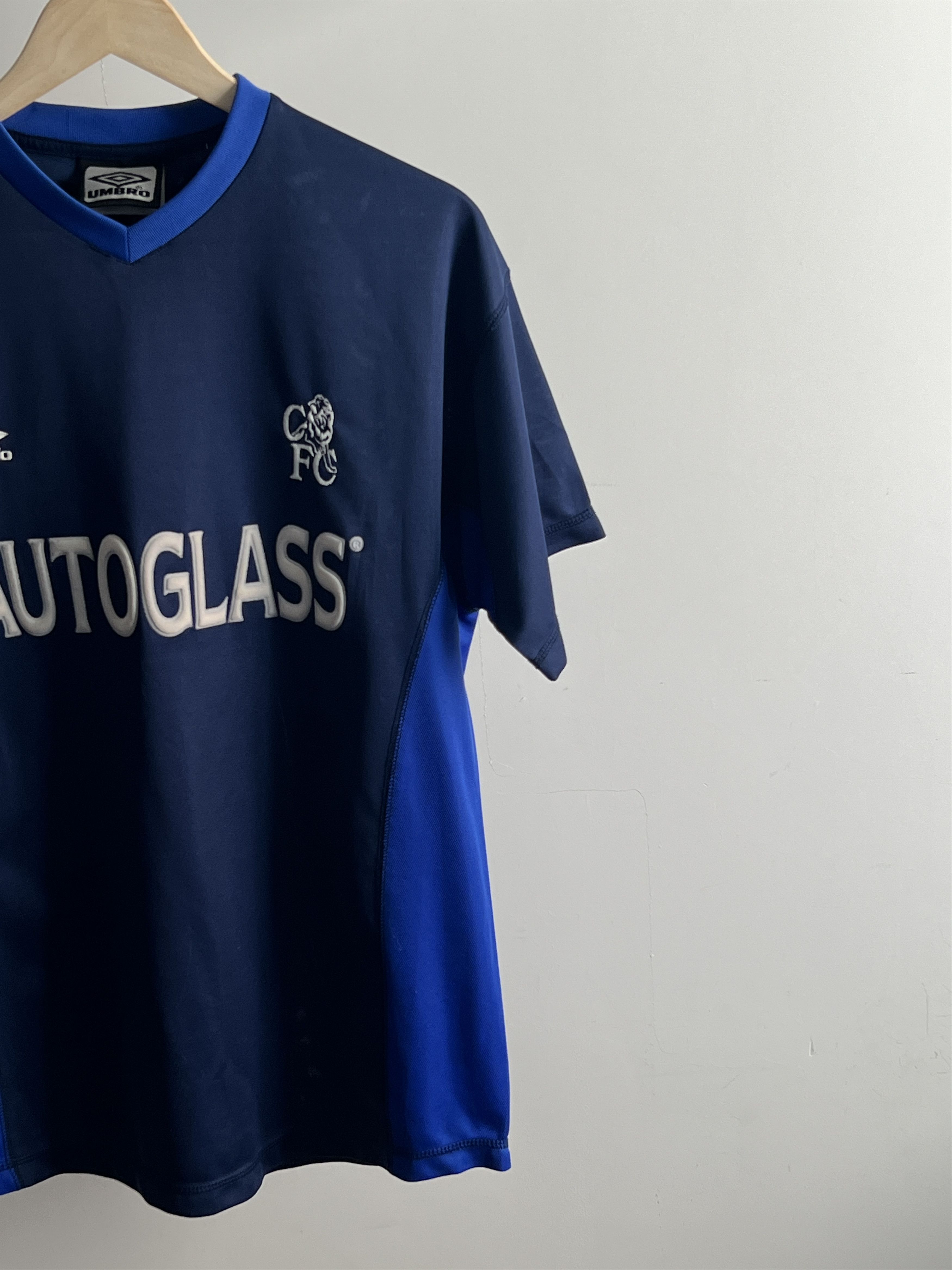 Umbro × Vintage Umbro 1999/2001 Chelsea London Home Soccer Jersey Vintage Size US M / EU 48-50 / 2 - 2 Thumbnail