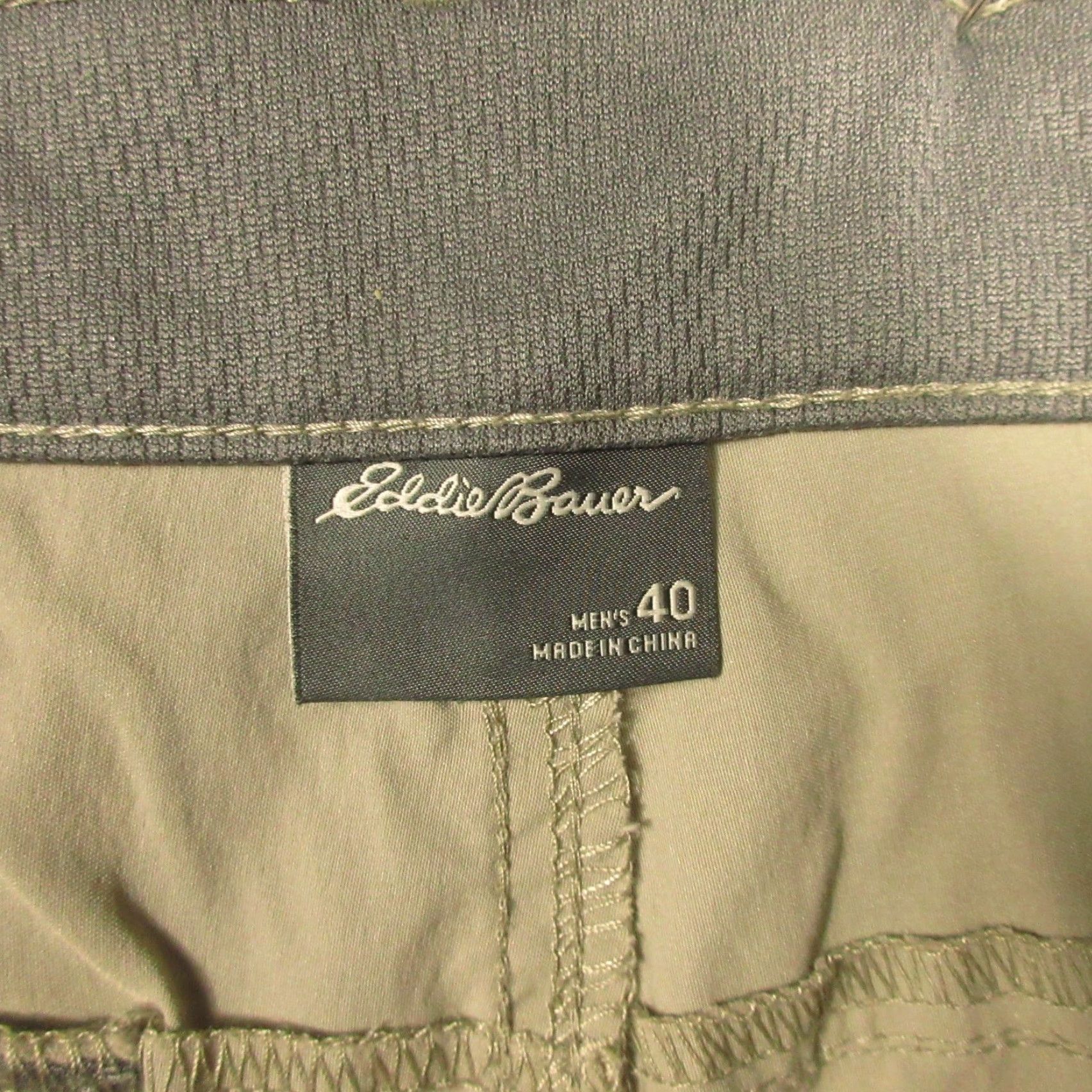 Eddie Bauer Eddie Bauer Hiking Shorts Mens 40 Nylon Elastane Zip Cargo Pocket Beige Solid 12in Inseam Regular Rise Zip Pockets Outdoor Sports Utility Size US 40 / EU 56 - 3 Thumbnail