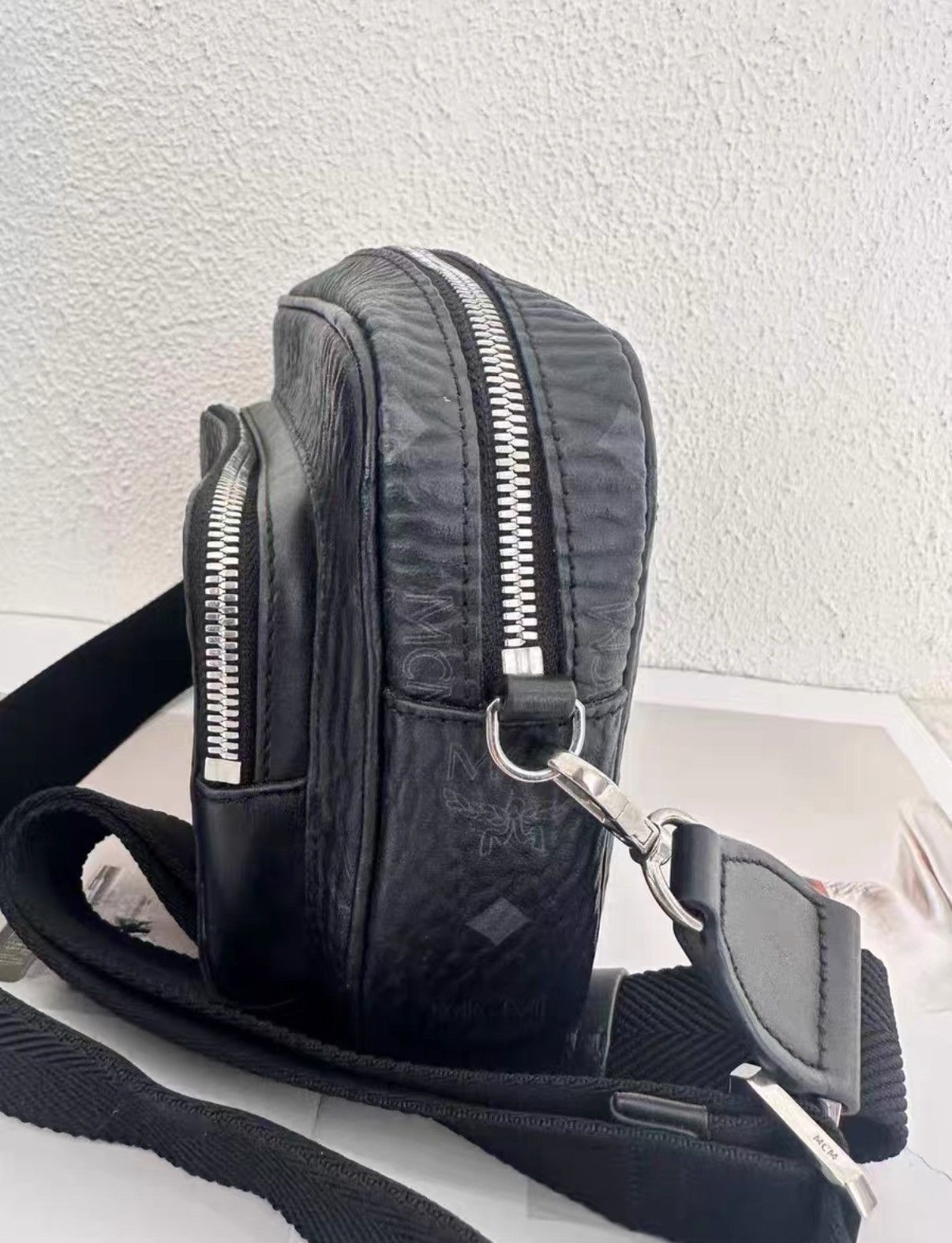 MCM MCM black monogram camera bag J38 Size ONE SIZE - 3 Thumbnail