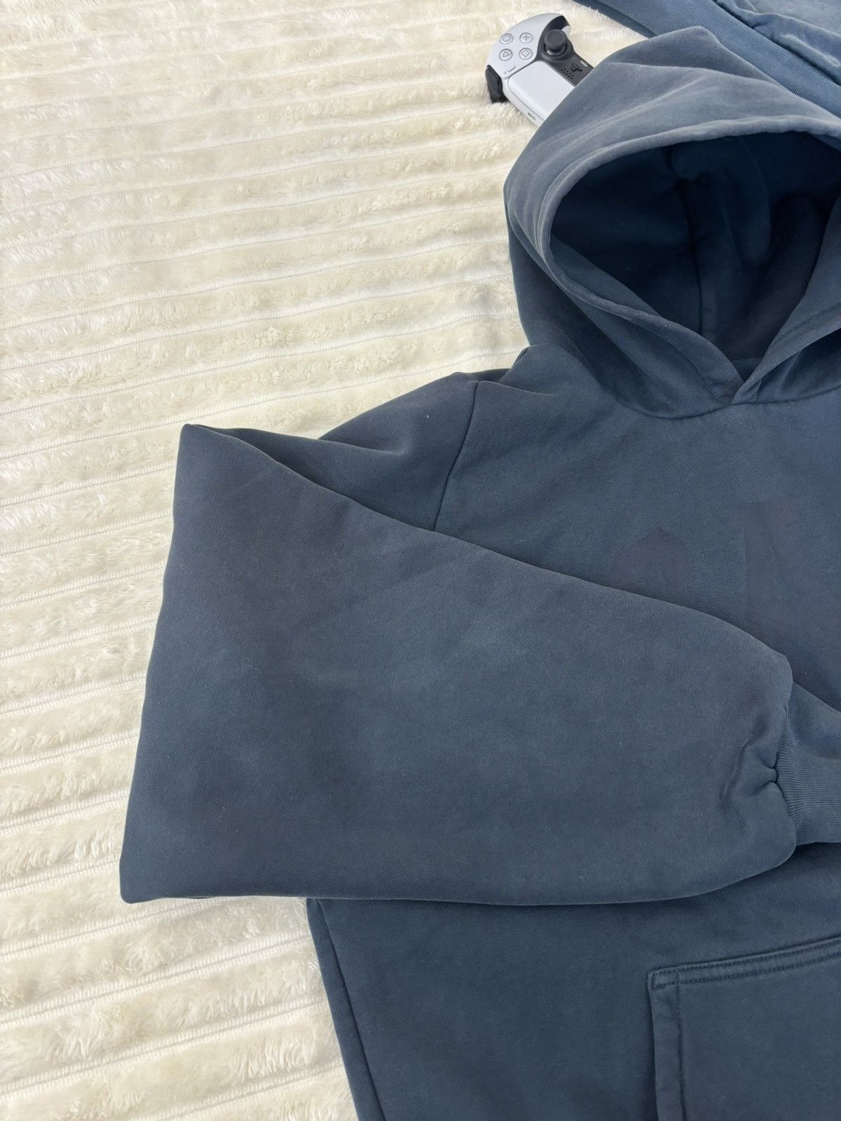 Balenciaga × Gap × Yeezy YEEZY GAP BALENCIAGA SHRUNKEN HOODIE Size US L / EU 52-54 / 3 - 17 Thumbnail