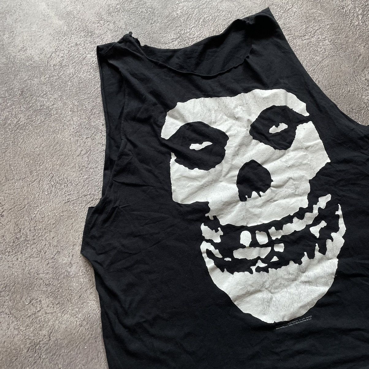 Vintage Vintage Y2K Misfits Graphic Tee Skull Horror Punk Grunge XL Size US XL / EU 56 / 4 - 4 Thumbnail