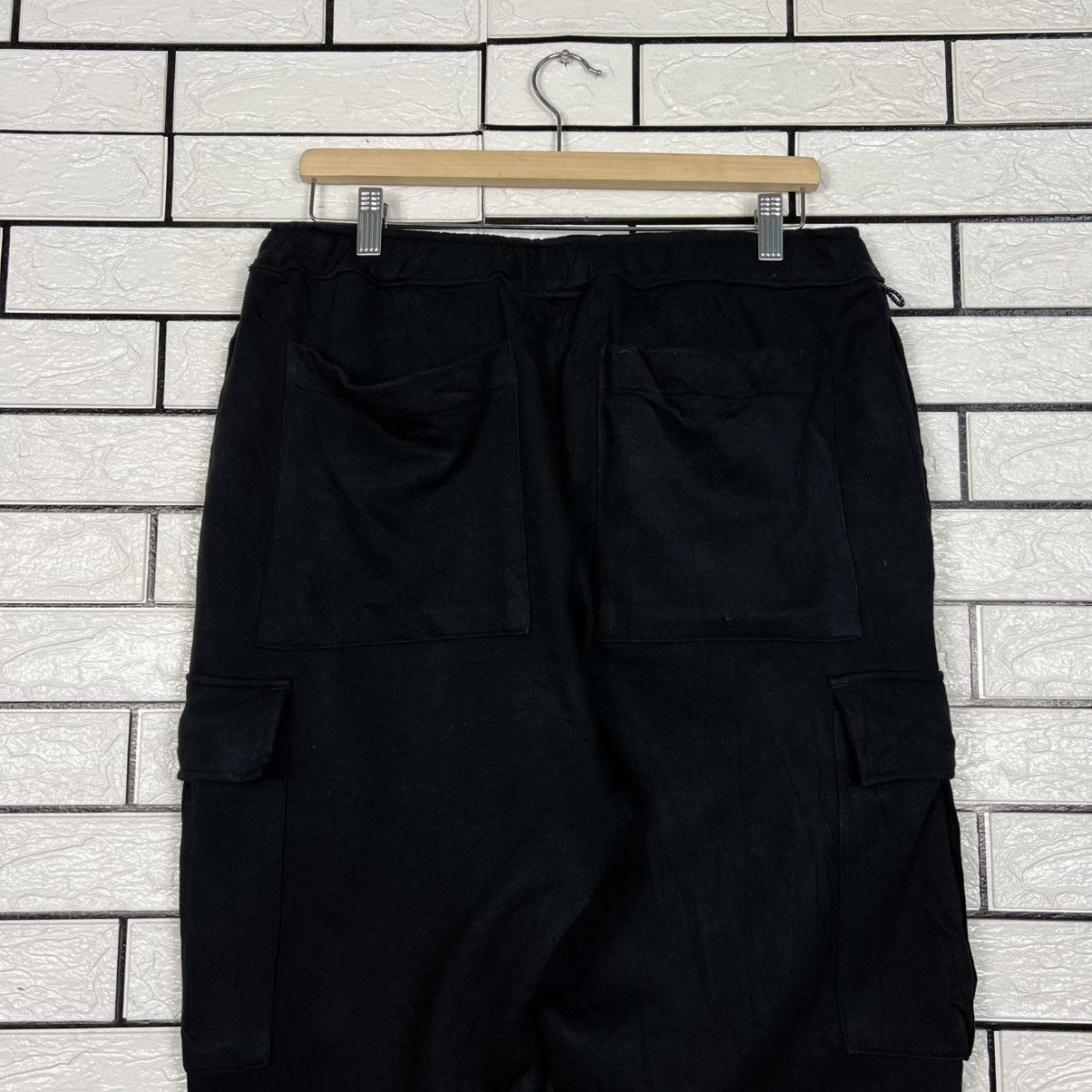 DC DC SHOE Black Cargo Sweatpants #4264-C194 Size US 30 / EU 46 - 13 Thumbnail