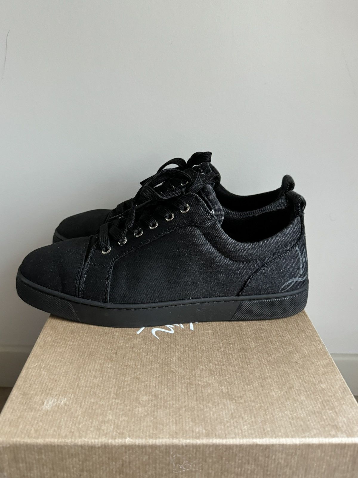 Christian Louboutin Christian Louboutin Sneaker Size US 9 / EU 42 - 2 Thumbnail