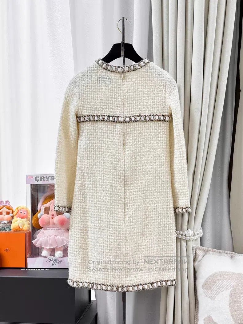 Chanel Chanel Long-sleeved soft tweed dress with chain rolled edg Size XXS / US 00 / IT 34 - 2 Thumbnail