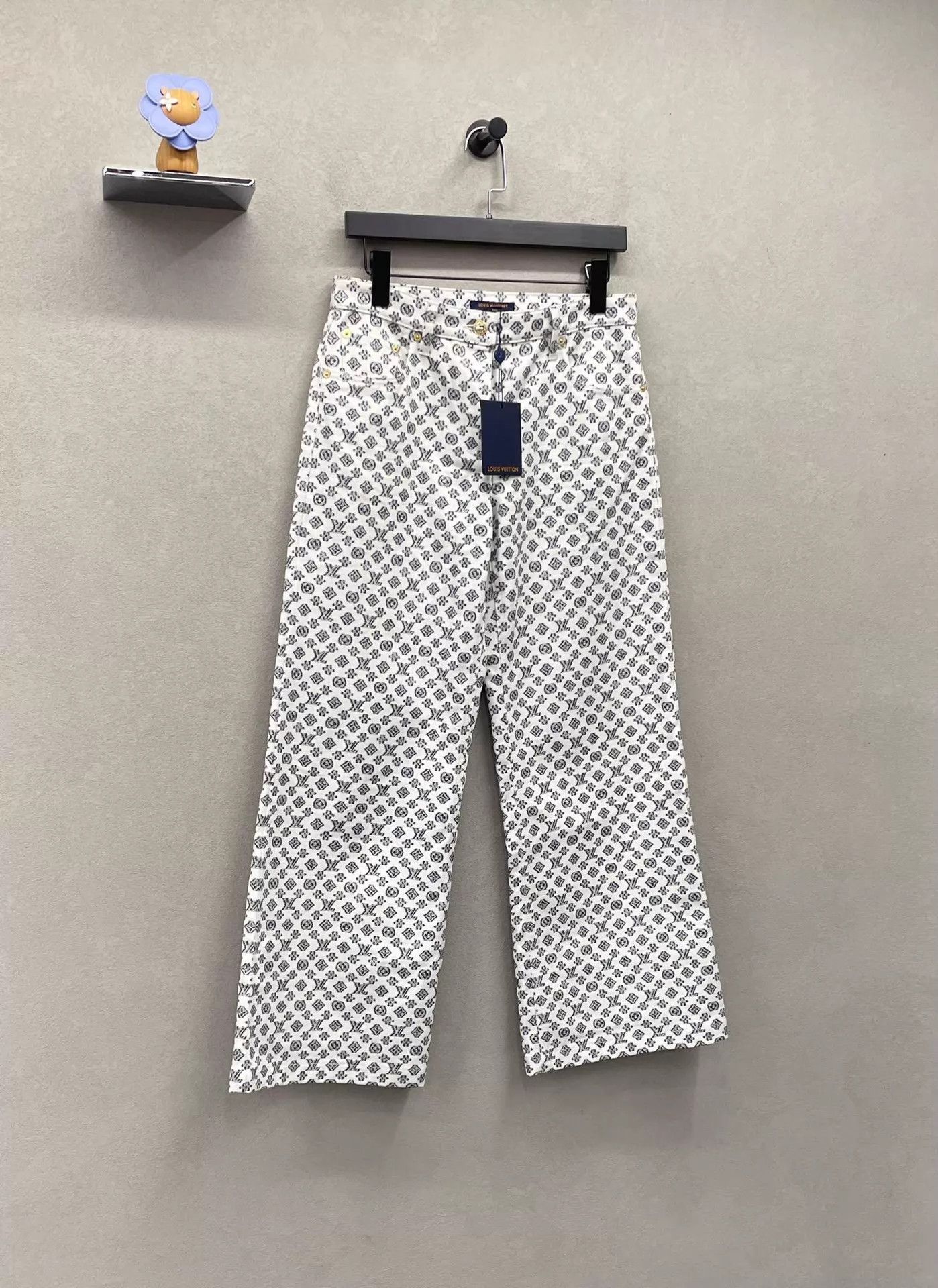 Louis Vuitton LV 25 New Women's High-Waist Full Print Jeans 38 Size 27" / US 4 / IT 40 - 3 Thumbnail
