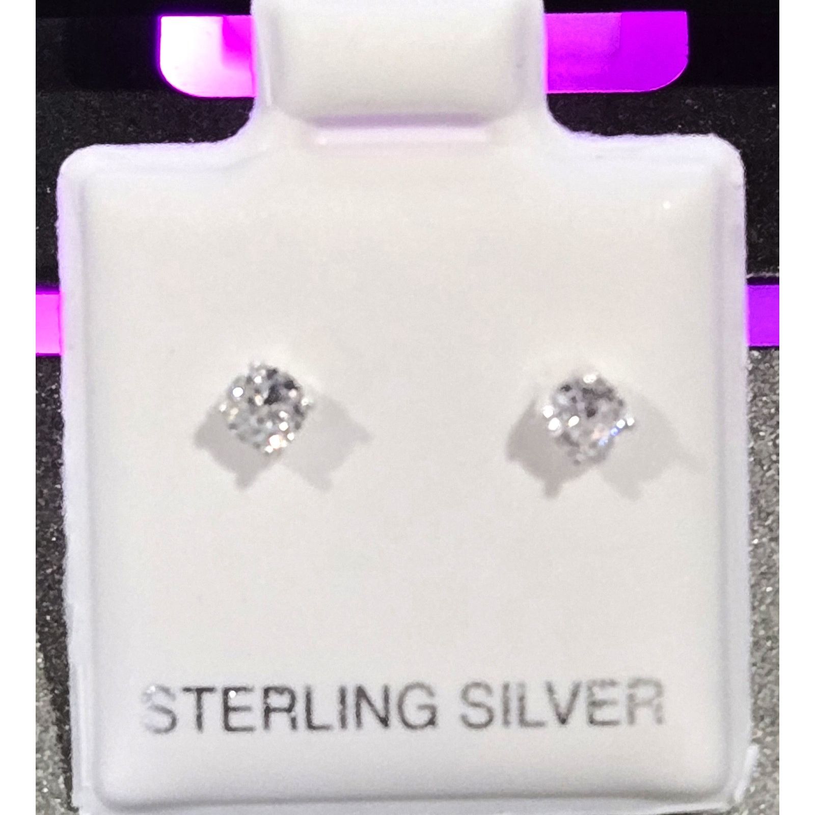 Other 925 Premium Sterling Silver 3mm Vvs Crystal Earrings Size ONE SIZE - 2 Thumbnail
