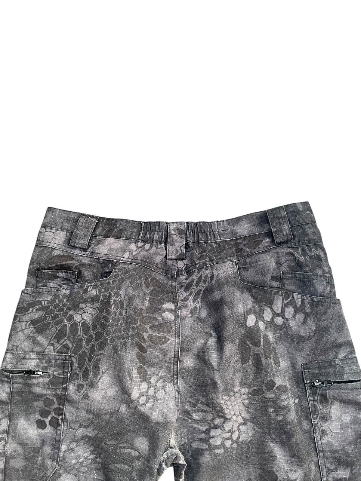 Japanese Brand W Camouflage Cargo Pant Size US 38 / EU 54 - 7 Thumbnail