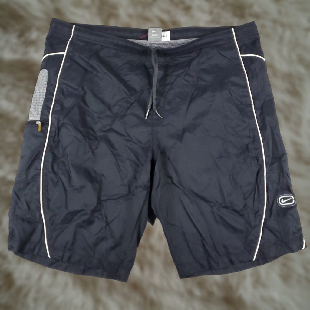 Nike Nike Shorts Mens XL Gray Y2K Vintage Swoosh Beach Board Swim Trunks Size US 36 / EU 52 - 1 Thumbnail
