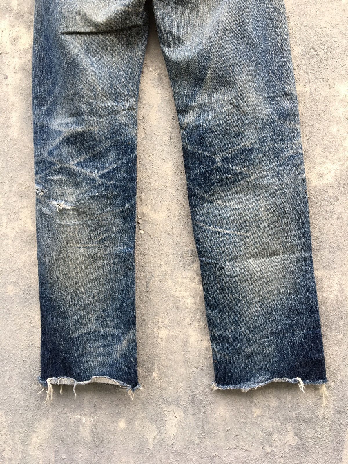Hysteric Glamour Hysteric Glamour Distressed With Stud Selvedge Jeans Size US 31 - 7 Thumbnail