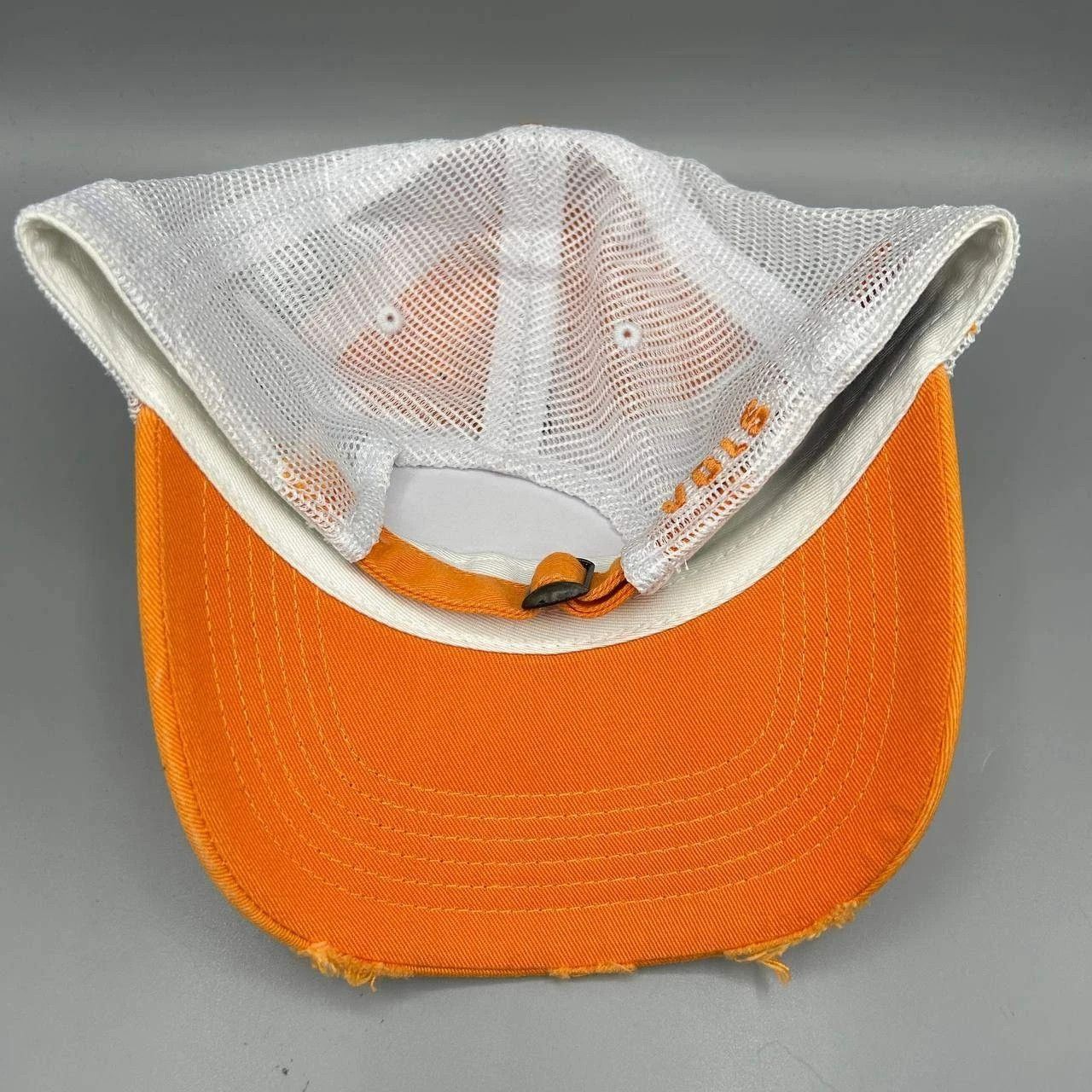 Top Of The World Tennessee Volunteers Trucker Hat Men Snap Back Distressed Size ONE SIZE - 3 Thumbnail