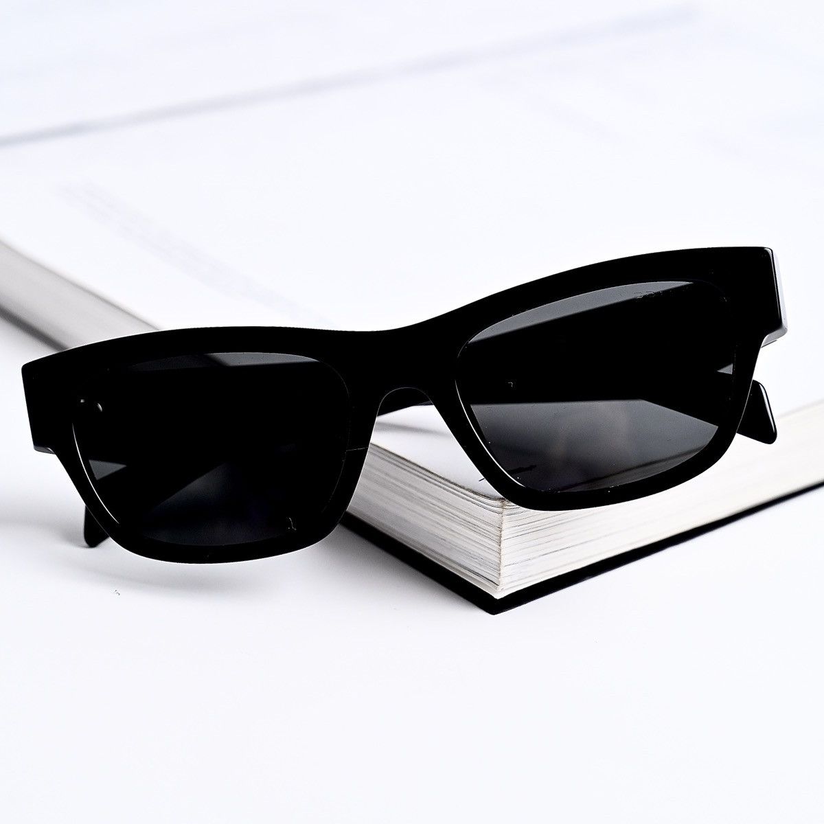 Prada PRADA 0PR B09S 16K08Z SUNGLASSES Size ONE SIZE - 9 Thumbnail